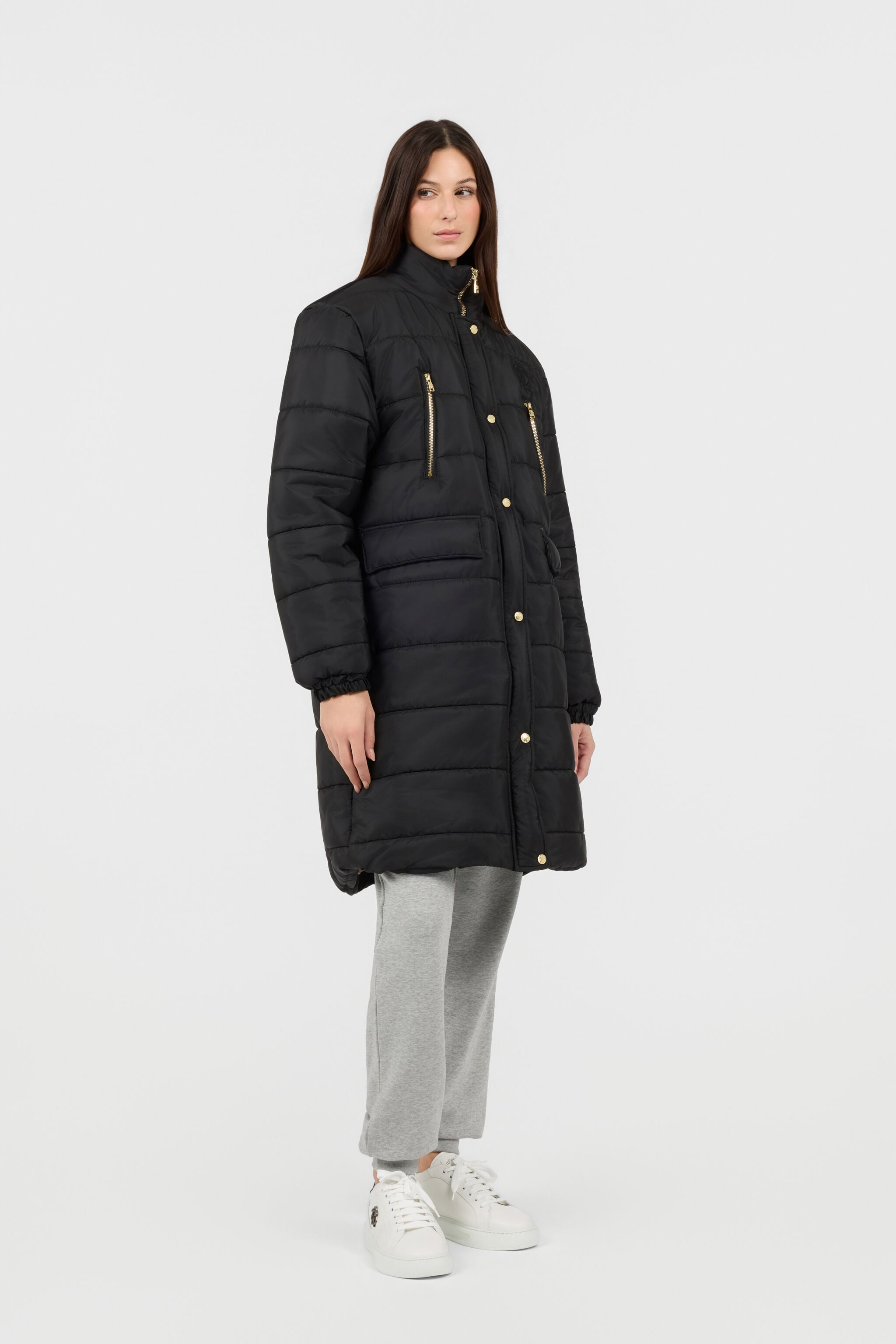 RC Schwarze Lange Pufferjacke Mit Hohem Kragen RC Schwarze Lange Pufferjacke Mit Hohem Kragen BLACK TOT40B-FT014