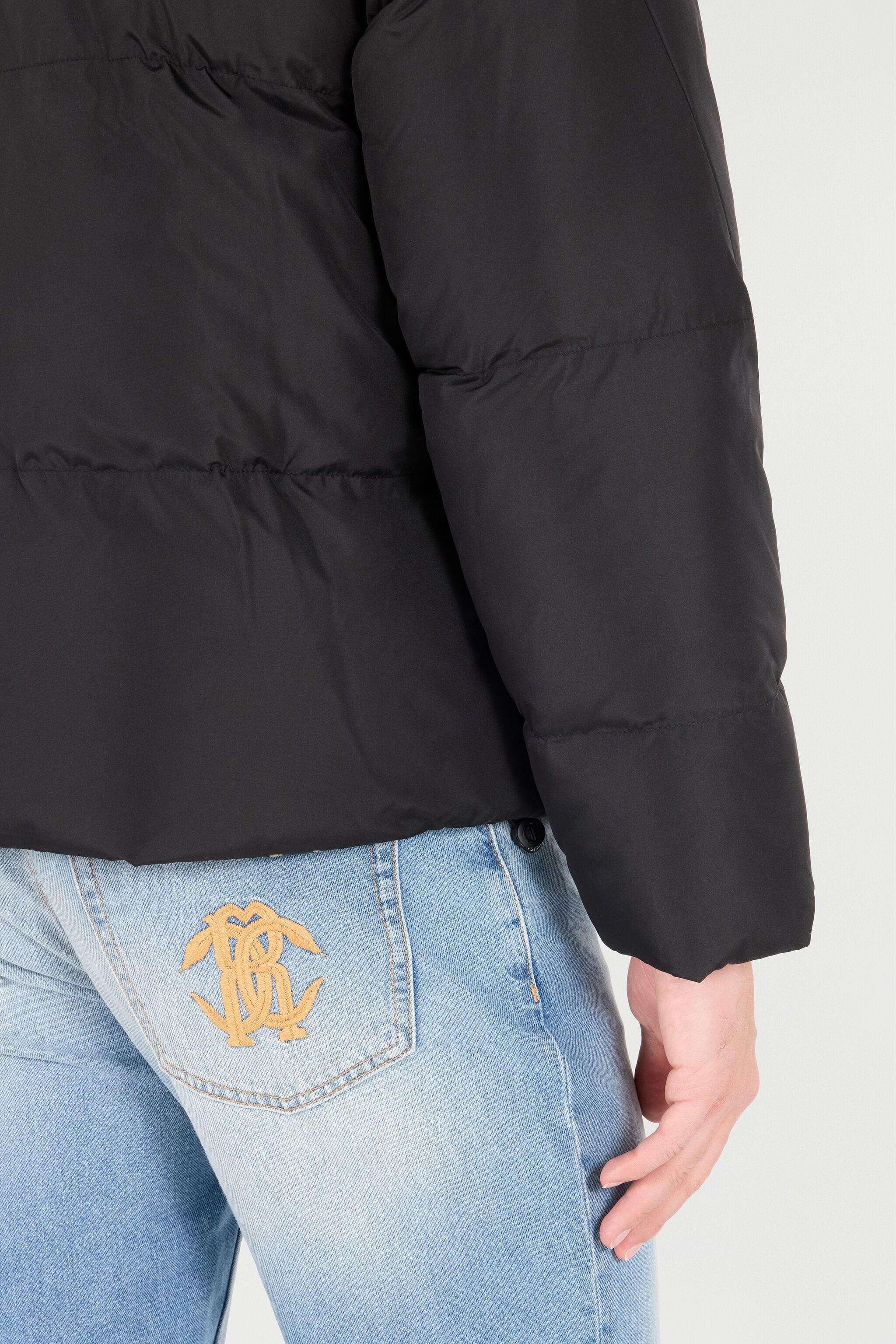 JC High-Neck Puffer Jacket With JC Monogram JC High-Neck Puffer Jacket With JC Monogram Black TFT158-TF225