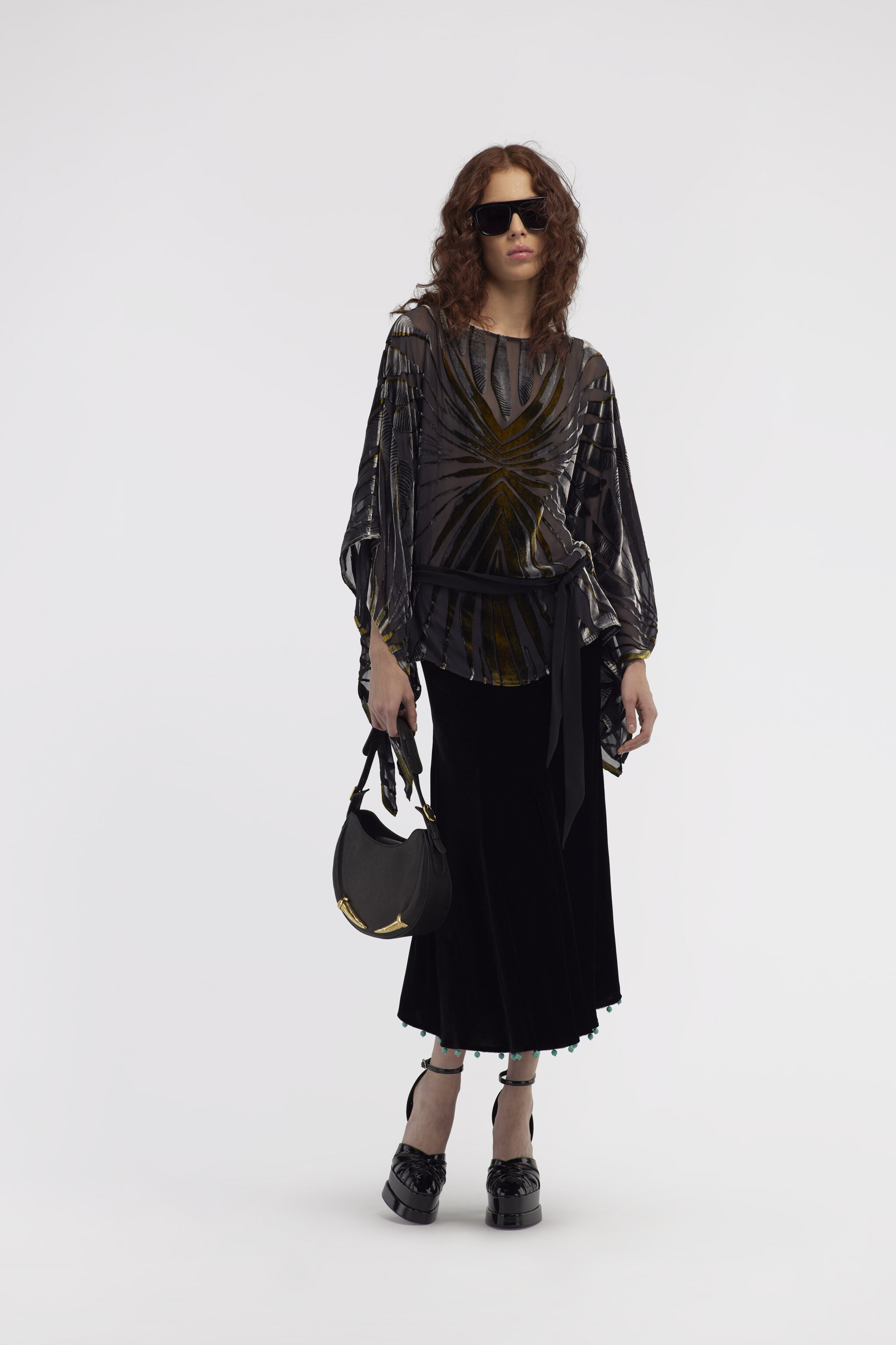 RC Blusa caftano stampata nera con cintura a fusciacca RC Blusa caftano stampata nera con cintura a fusciacca Nero RWT725-VLI15