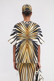 RC Ray Of Gold Print T-Shirt Gold TKT62D-3PM33