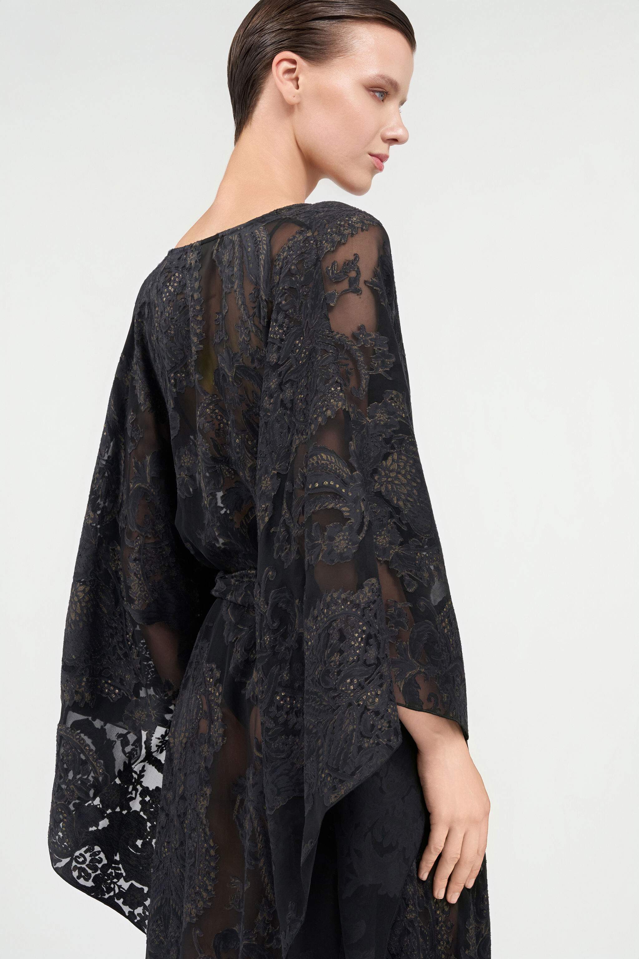 Sheer Silk Kaftan in Ornamental Black in BLACK for Women | Roberto