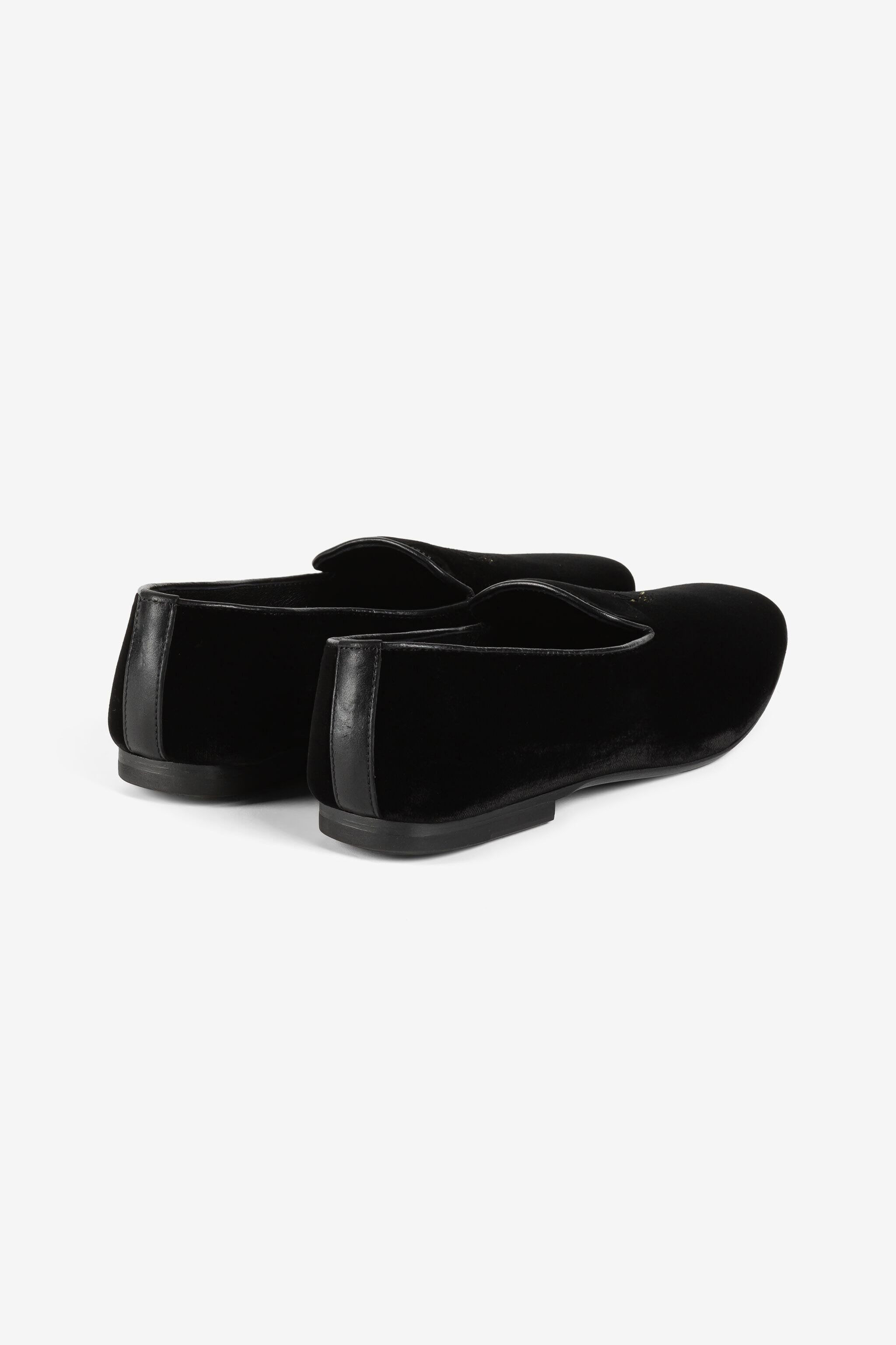 RC Loafers aus Samt mit Schlangenstickerei RC Loafers aus Samt mit Schlangenstickerei Schwarz PKS001-PZA95