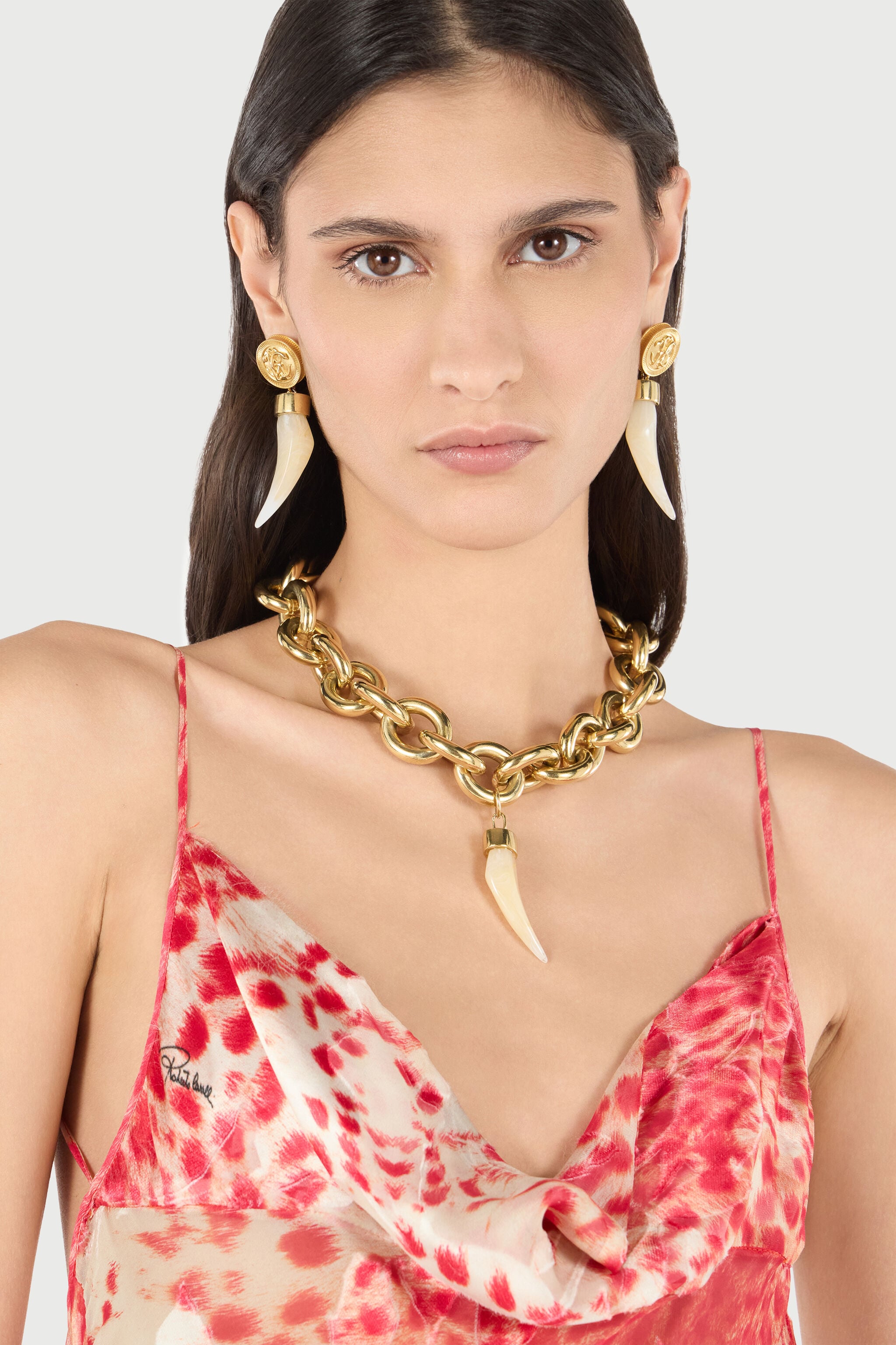 RC Necklace With Fang Charm RC Necklace With Fang Charm Gold UKG001-AM015