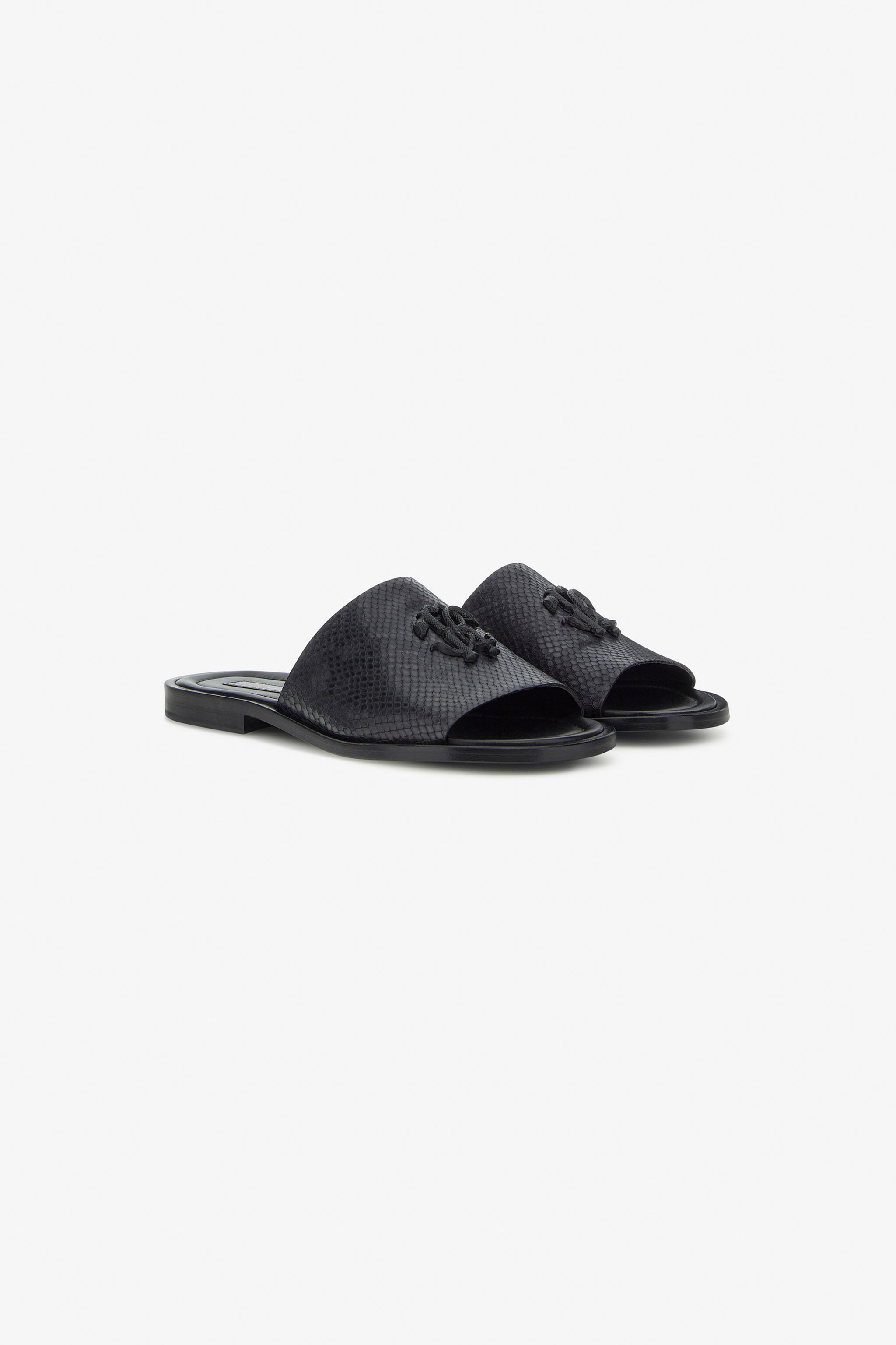 RC Sandals with Monogram RC Black SRS053-PZ181