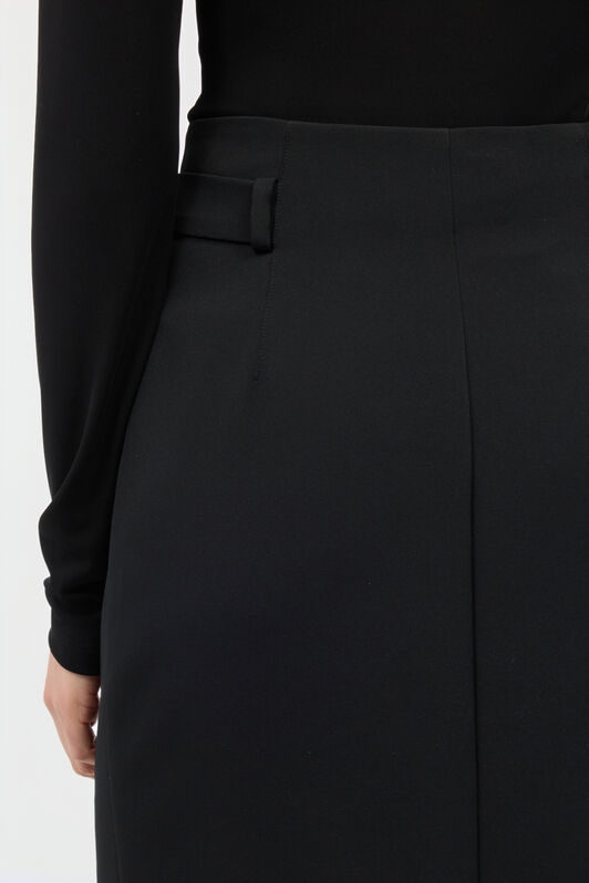 JC Midi Skirt With Branded Buckle JC Midi Skirt With Branded Buckle Black UFT108-UF159