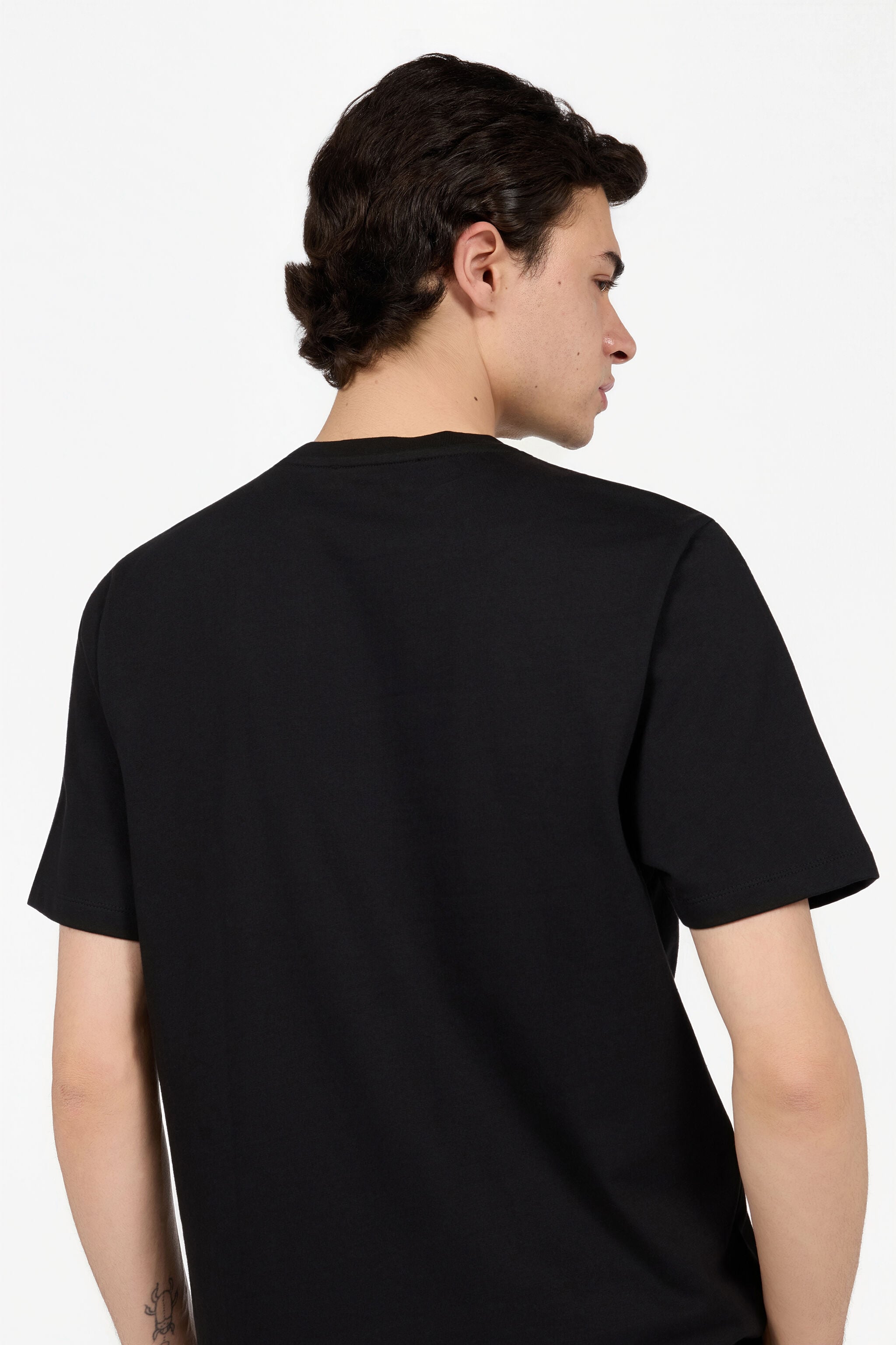 RC Black T-Shirt With Snake Floral Print RC Black T-Shirt With Snake Floral Print BLACK XNT61A-JD060