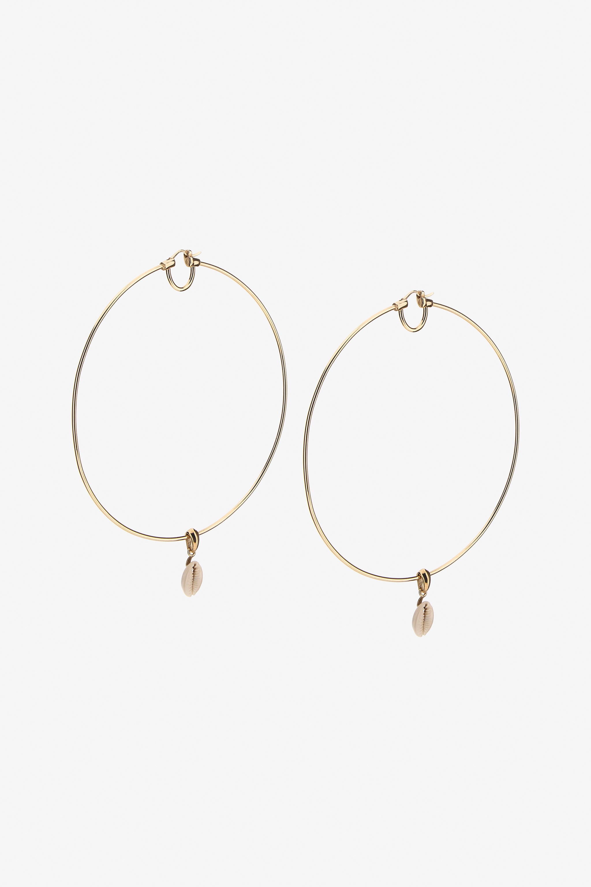 RC Gold Hoop Earrings With Shell Charm RC Gold Hoop Earrings With Shell Charm Gold SWG006-AM130