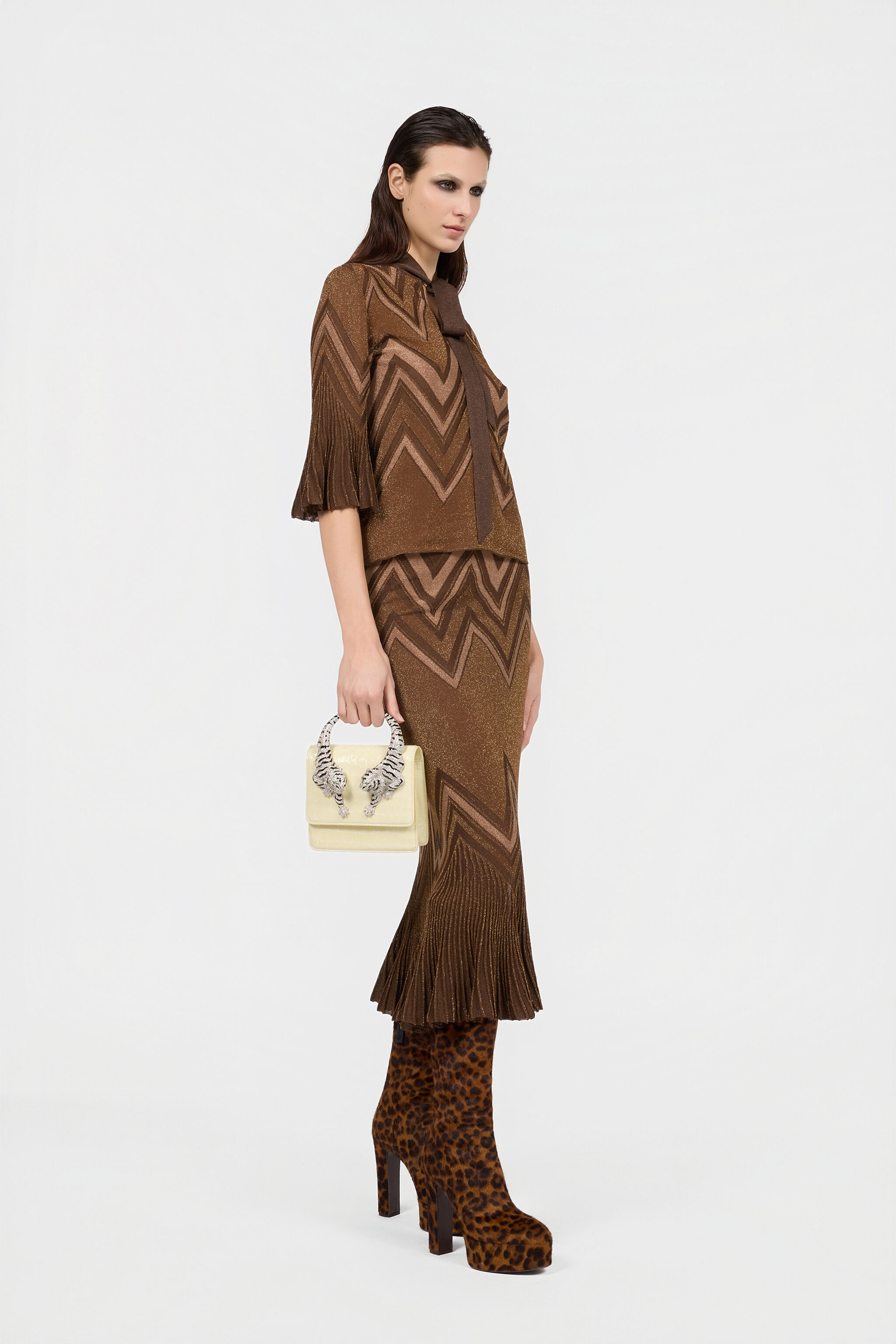 RC Chevron Pattern Knit Top BROWN/PINK XQM606-MO007