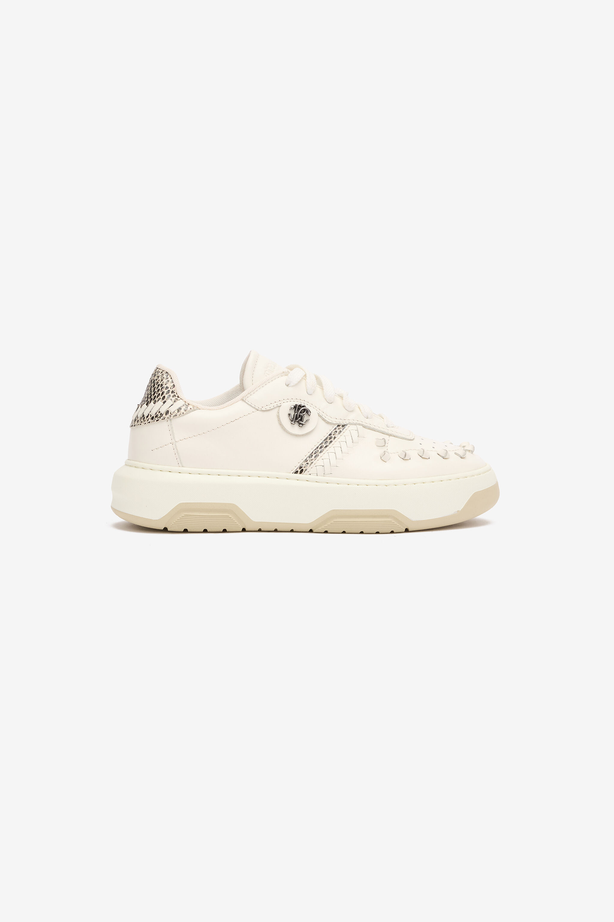 RC Sneakers With Cobra Inserts And Threading RC Sneakers With Cobra Inserts And Threading White UKS035-PZ94A