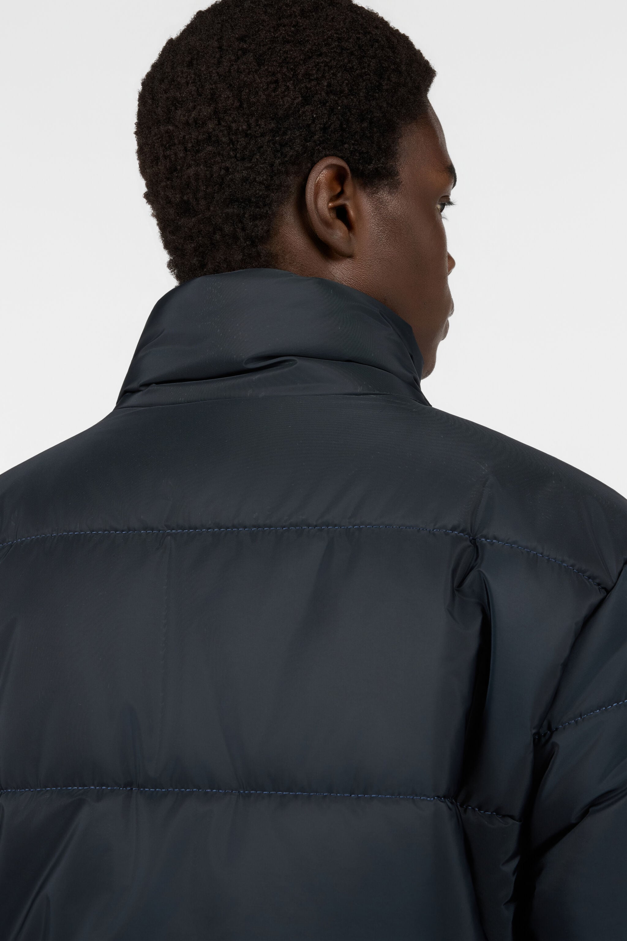 RC Marineblaue Steppjacke mit Stehkragen und Reißverschluss RC Marineblaue Steppjacke mit Stehkragen und Reißverschluss DENIM TOT40D-FT143