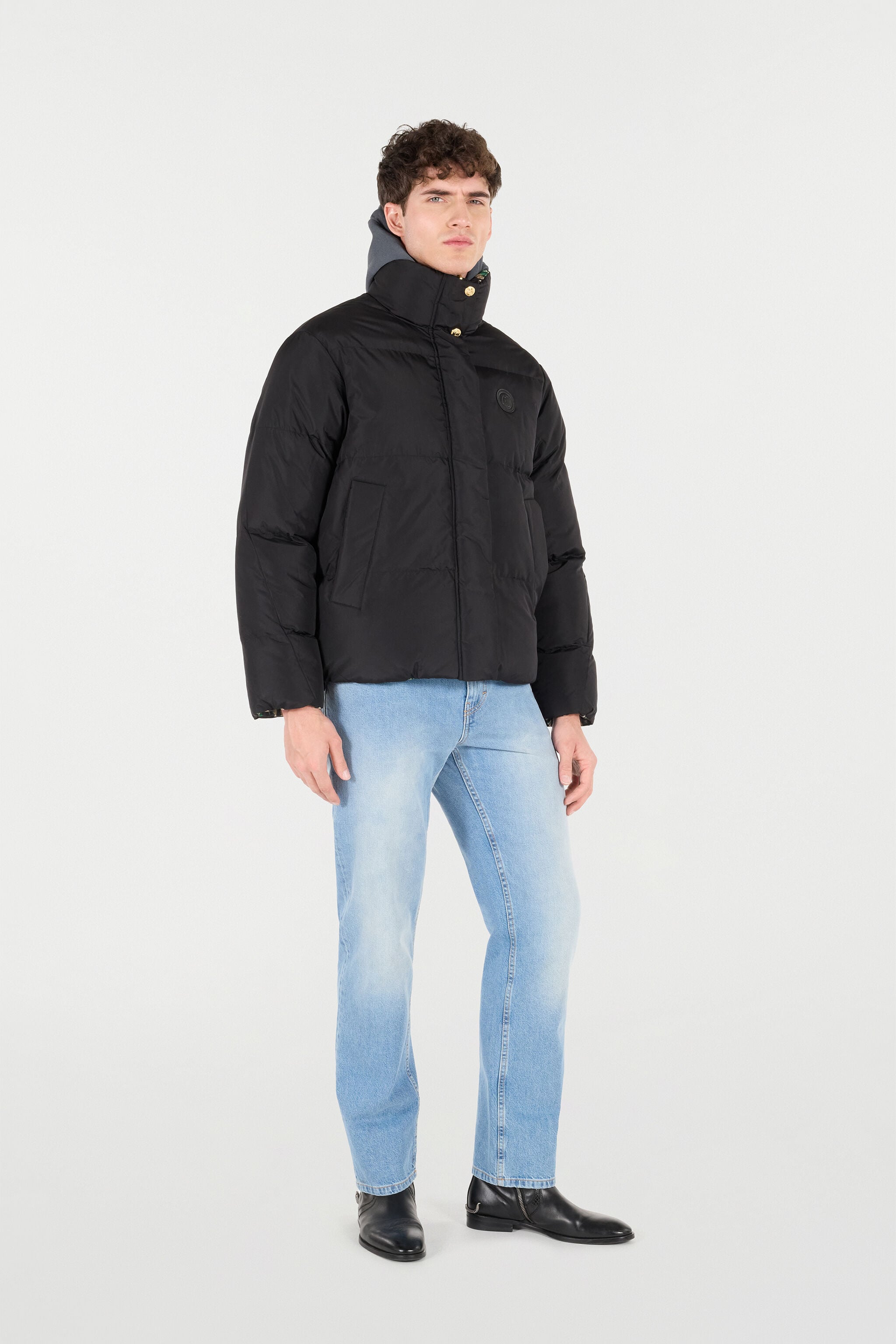JC High-Neck Puffer Jacket With JC Monogram JC High-Neck Puffer Jacket With JC Monogram Black TFT158-TF225