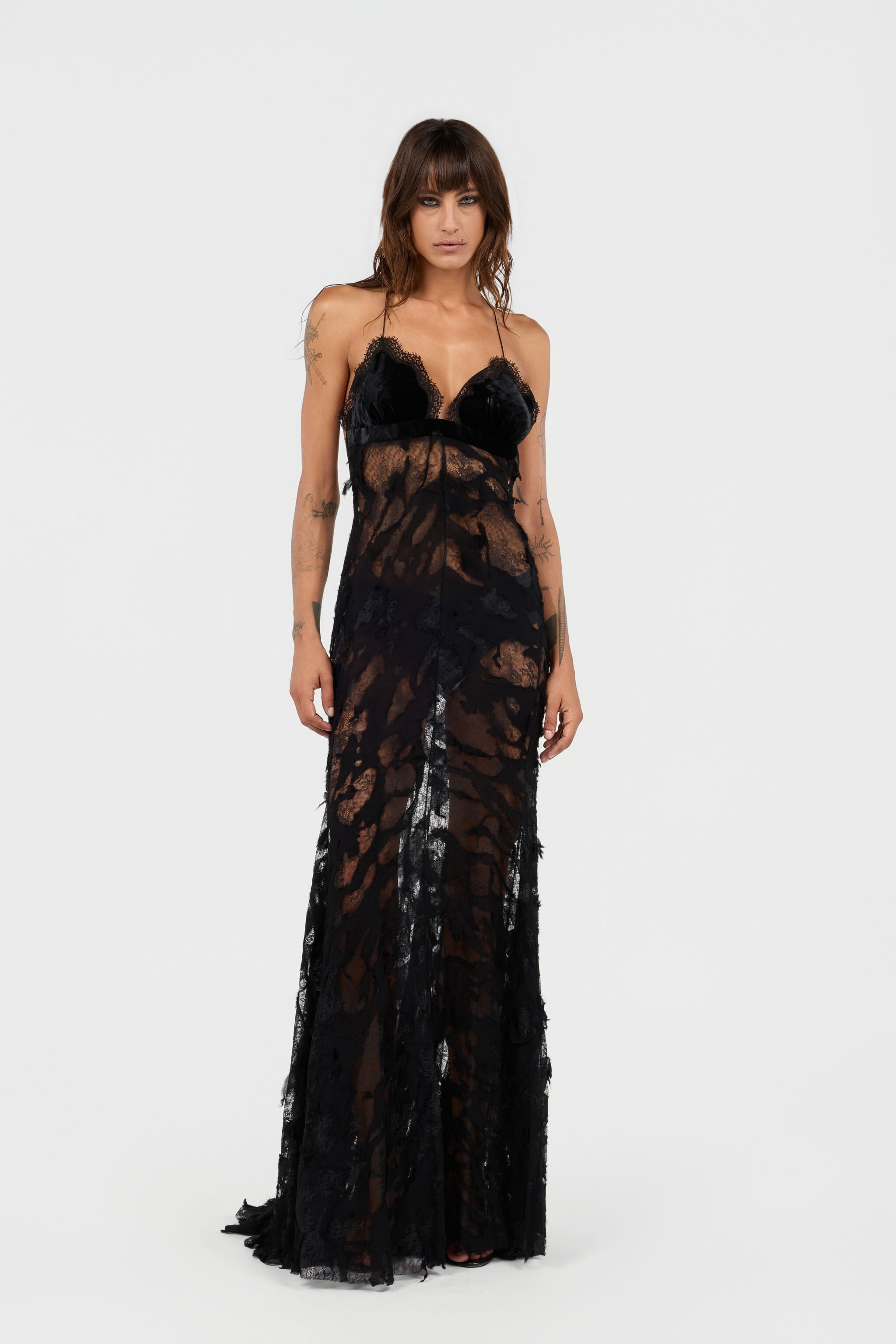 RC Schwarzes Abendkleid aus Chantilly-Spitze RC Schwarzes Abendkleid aus Chantilly-Spitze BLACK XWT118-RP024