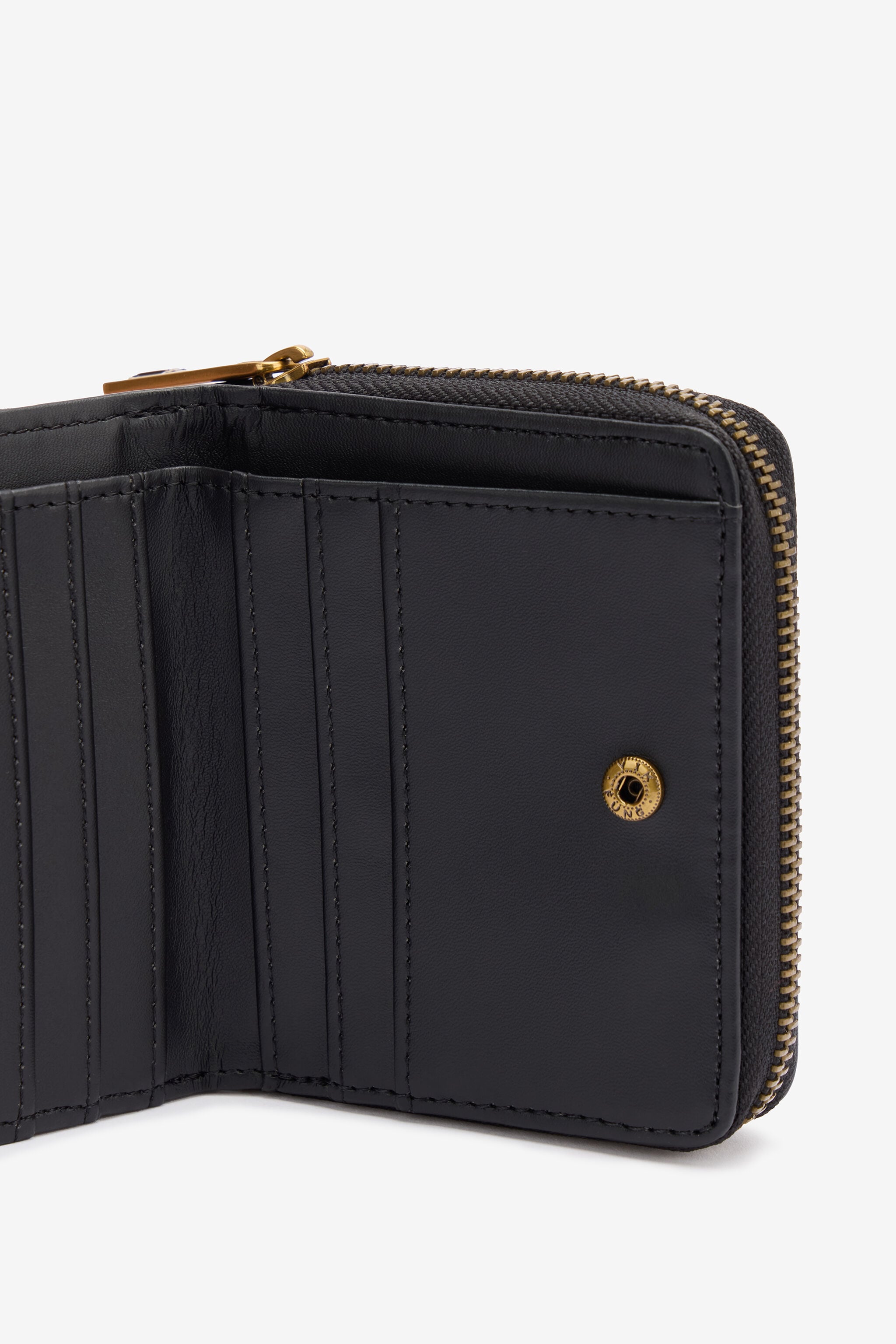 JC Wallet With Snakes And Logo JC Wallet With Snakes And Logo Black TFP038-TF497