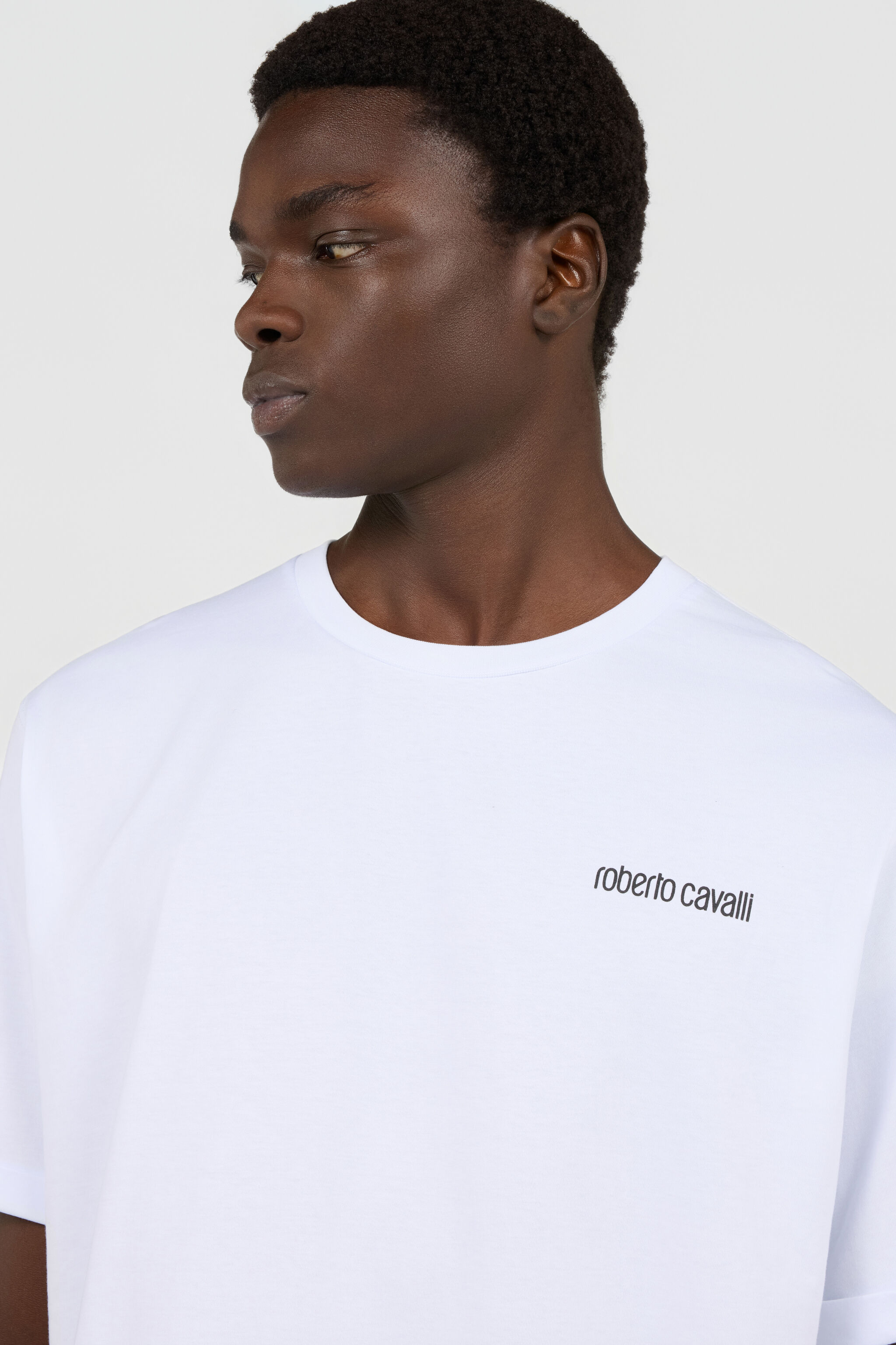 RC White Logo T-Shirt with Leopard Graphic RC White Logo T-Shirt with Leopard Graphic WHITE TOT60C-FT223