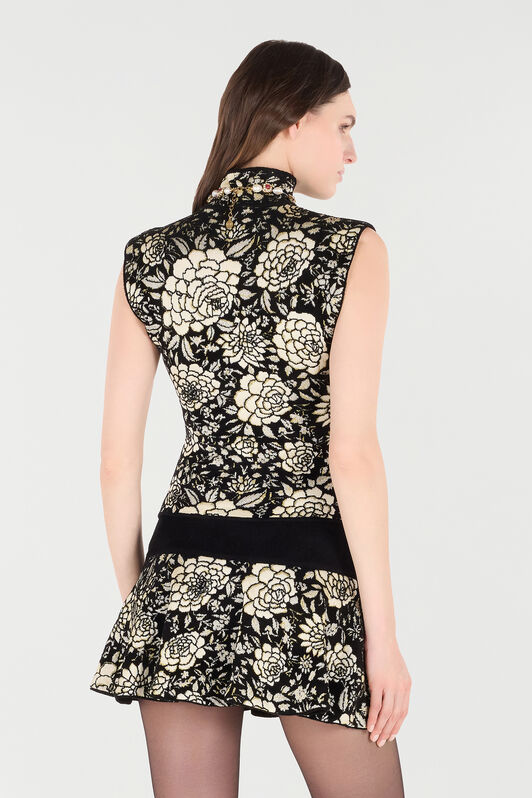 RC Knitted Top With Jacquard Floral Pattern Black/White VQM617-MI014
