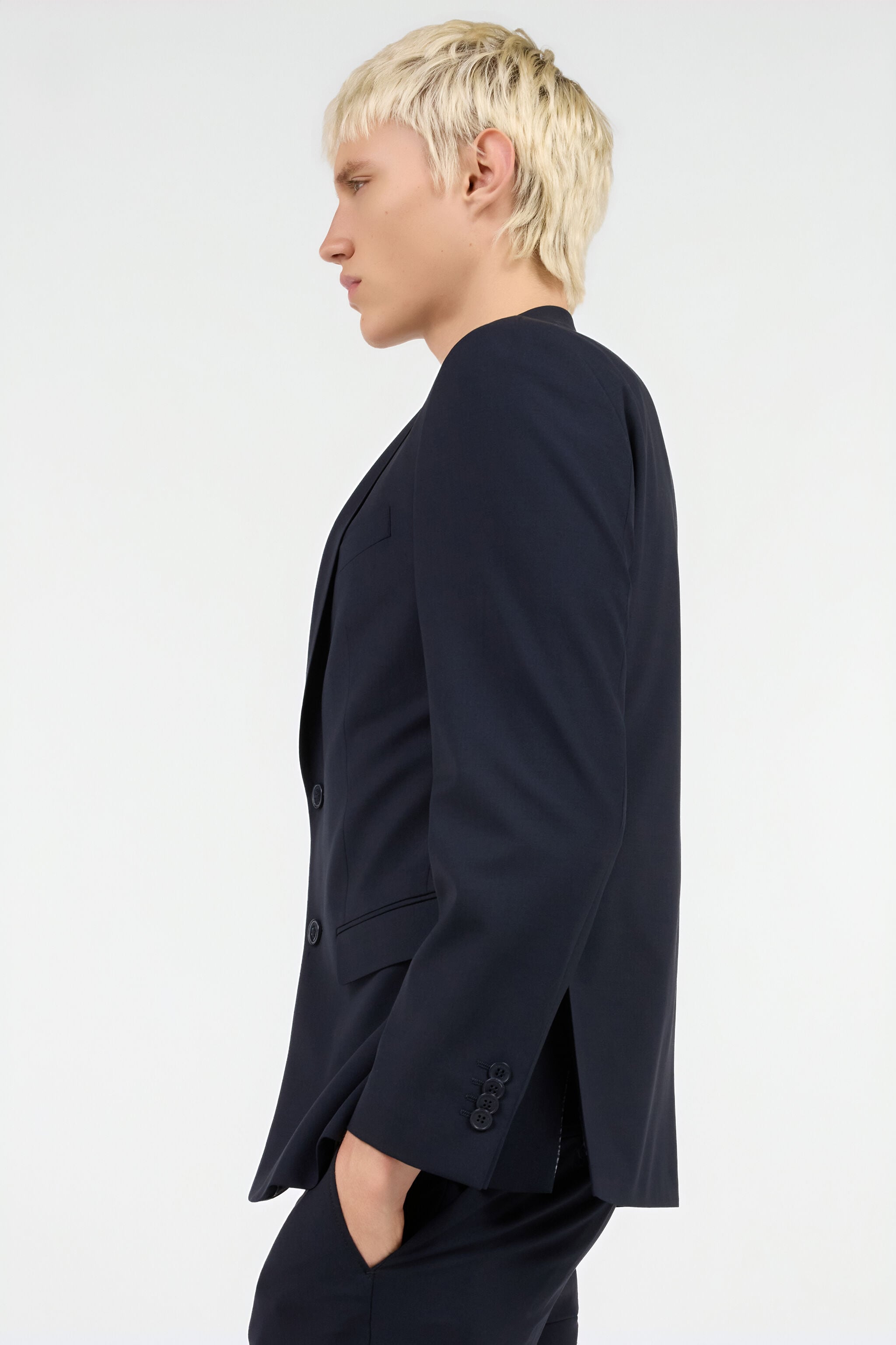 RC Dark Blue Tailored Wool Suit RC Dark Blue Tailored Wool Suit NAVY QOT40N-FEO01