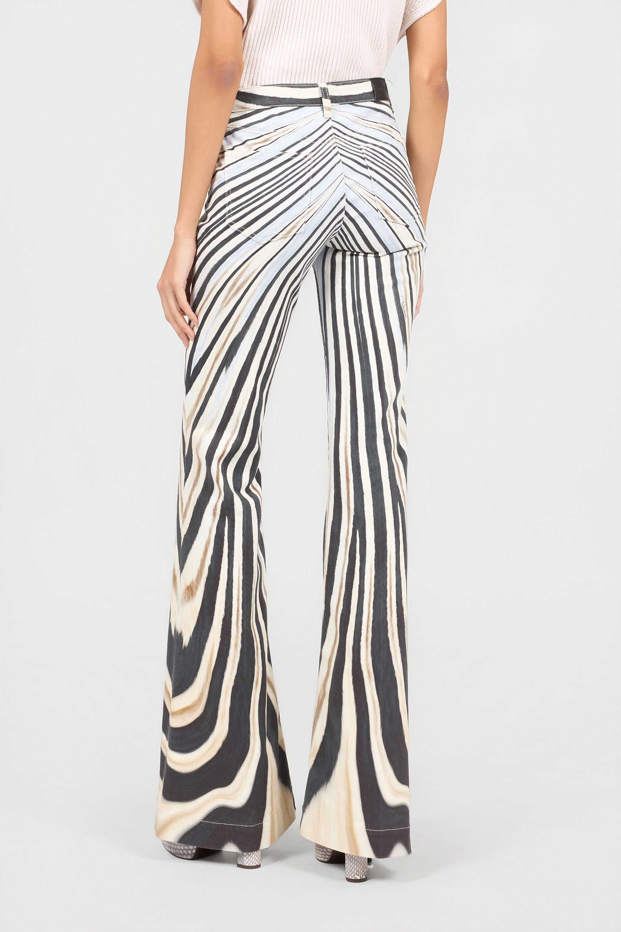 RC Jeans Svasati Stampa Zebra RC Jeans Svasati Stampa Zebra NATURAL/BLACK XQJ205-DAT26