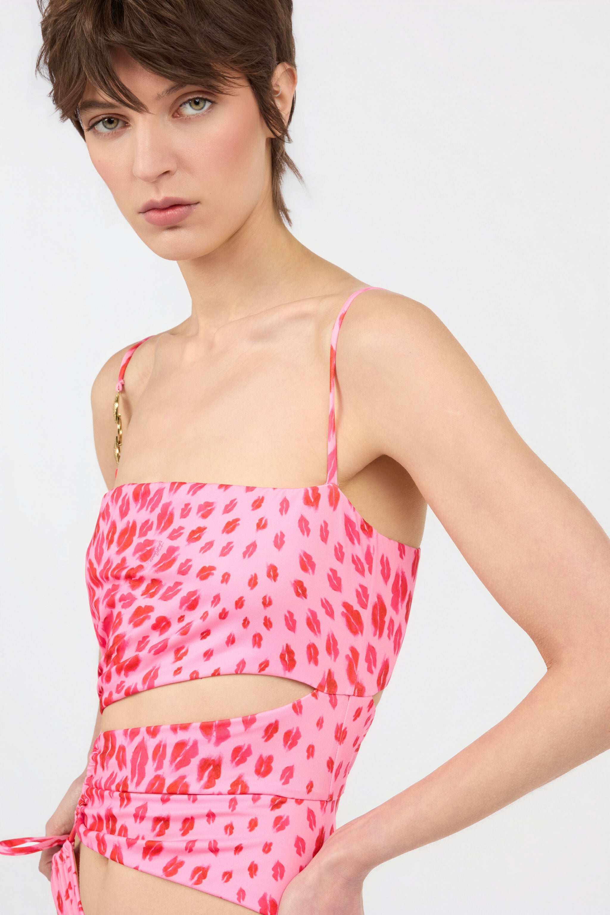 JC The Jaguar Kiss Print One-Piece Swimsuit JC The Jaguar Kiss Print One-Piece Swimsuit 433 ROSA + 455 FUXIA WFM039-WF758