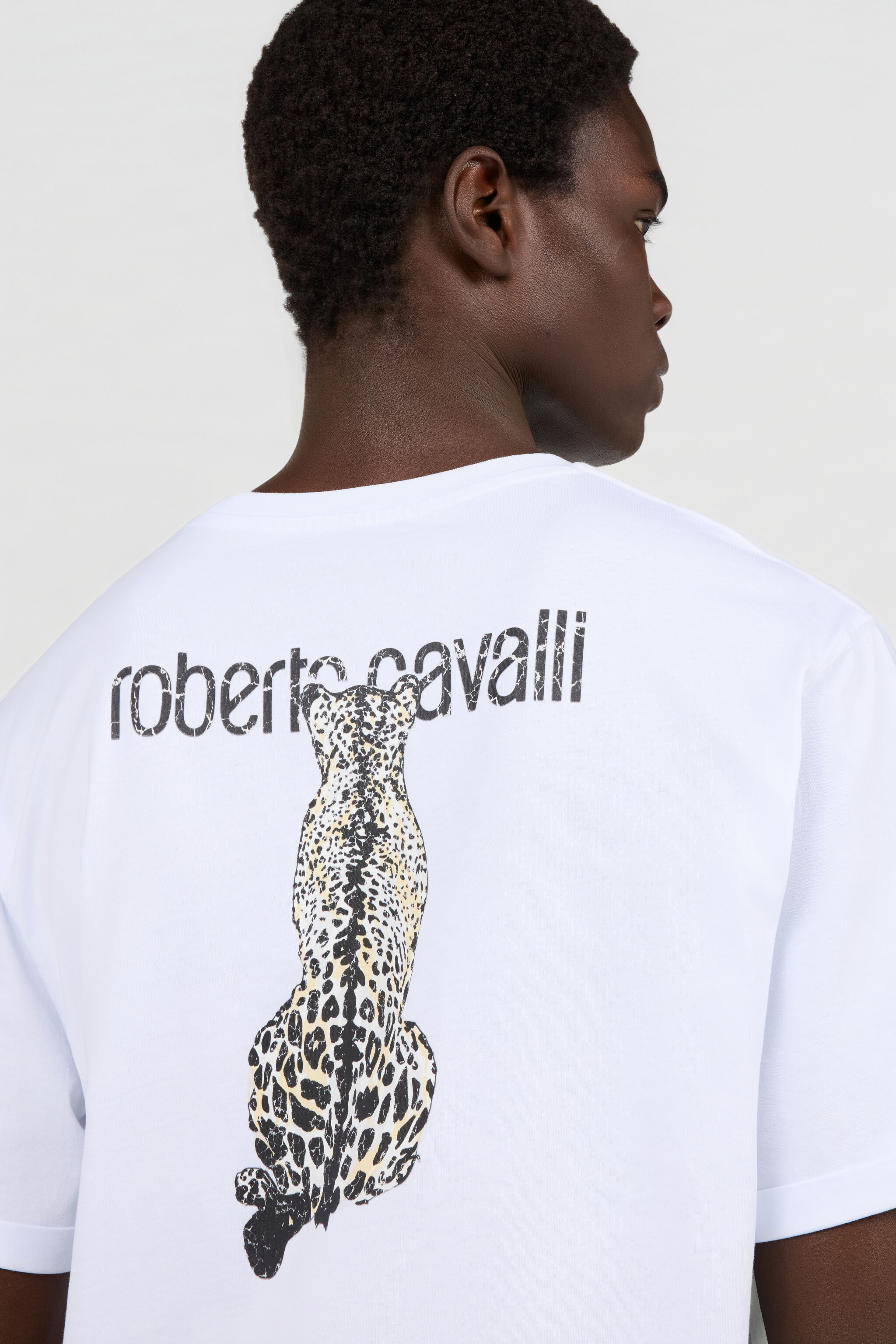 RC White Logo T-Shirt with Leopard Graphic RC White Logo T-Shirt with Leopard Graphic WHITE TOT60C-FT223