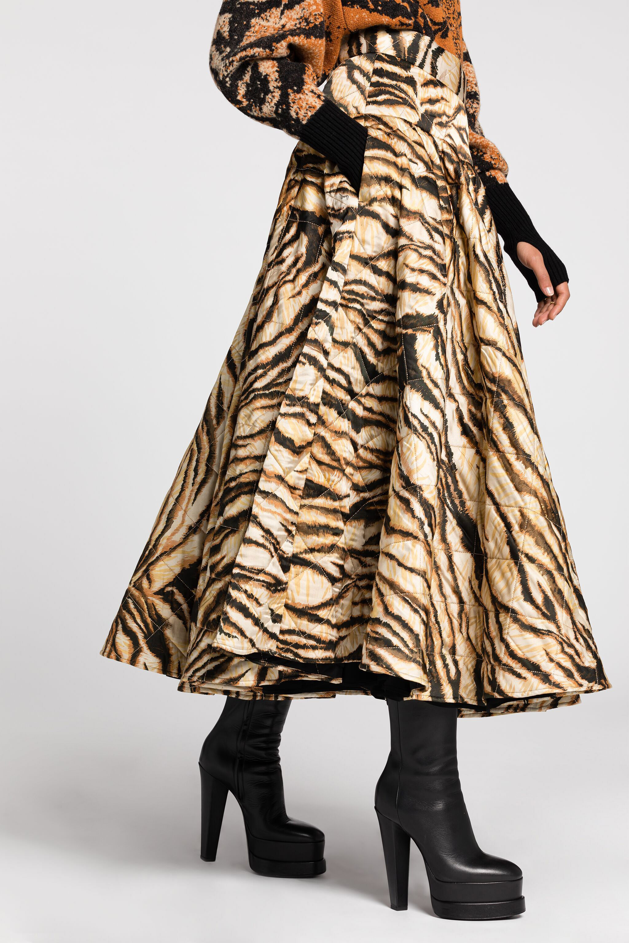 RC Rock mit Steppmuster und Tiger-Print RC Rock mit Steppmuster und Tiger-Print NATURALE RKR311-RYH36