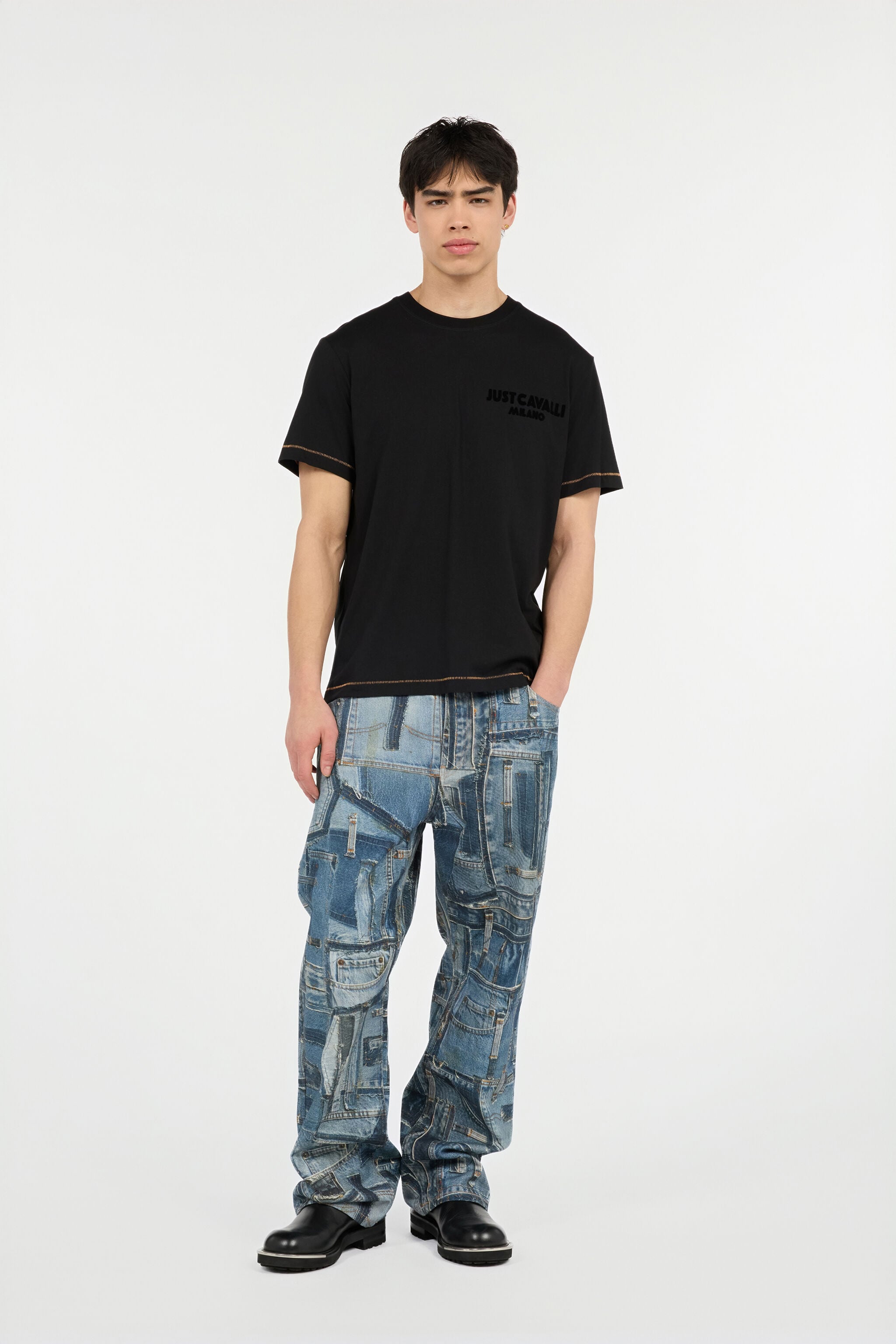 JC T-Shirt With JC Monogram And Contrasting Topstitching JC T-Shirt With JC Monogram And Contrasting Topstitching BLACK UFT037-UF057