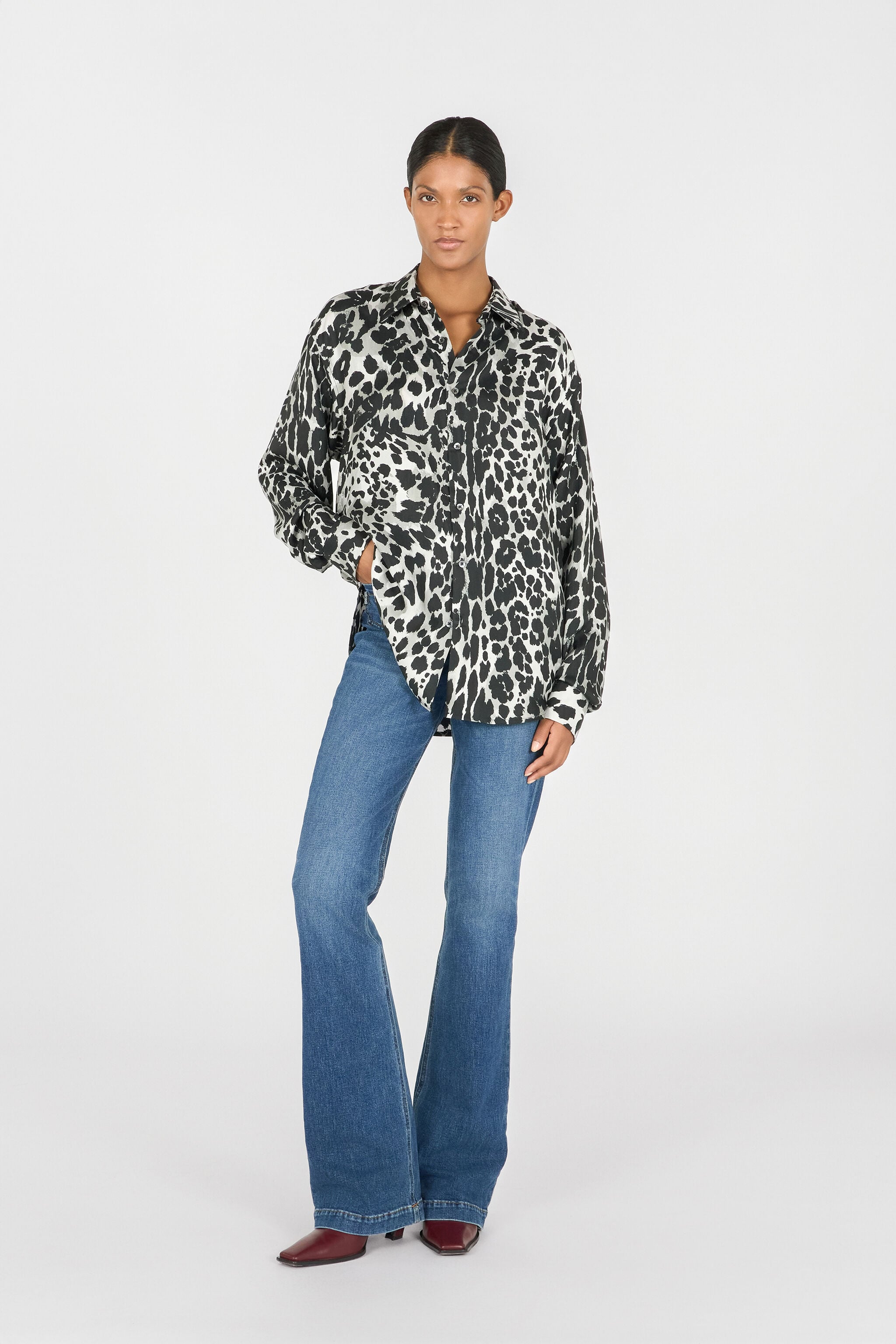 RC Jaguar Skin print shirt BLACK/WHITE OOT70A-2NO63