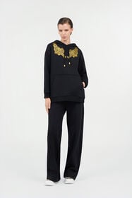 RC Black Sweatshirt With Tiger Embroidery BLACK WQT67B-CF057