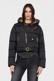 JC Schwarze Daunenjacke Mit Gürtel BLACK VFT311-VF461