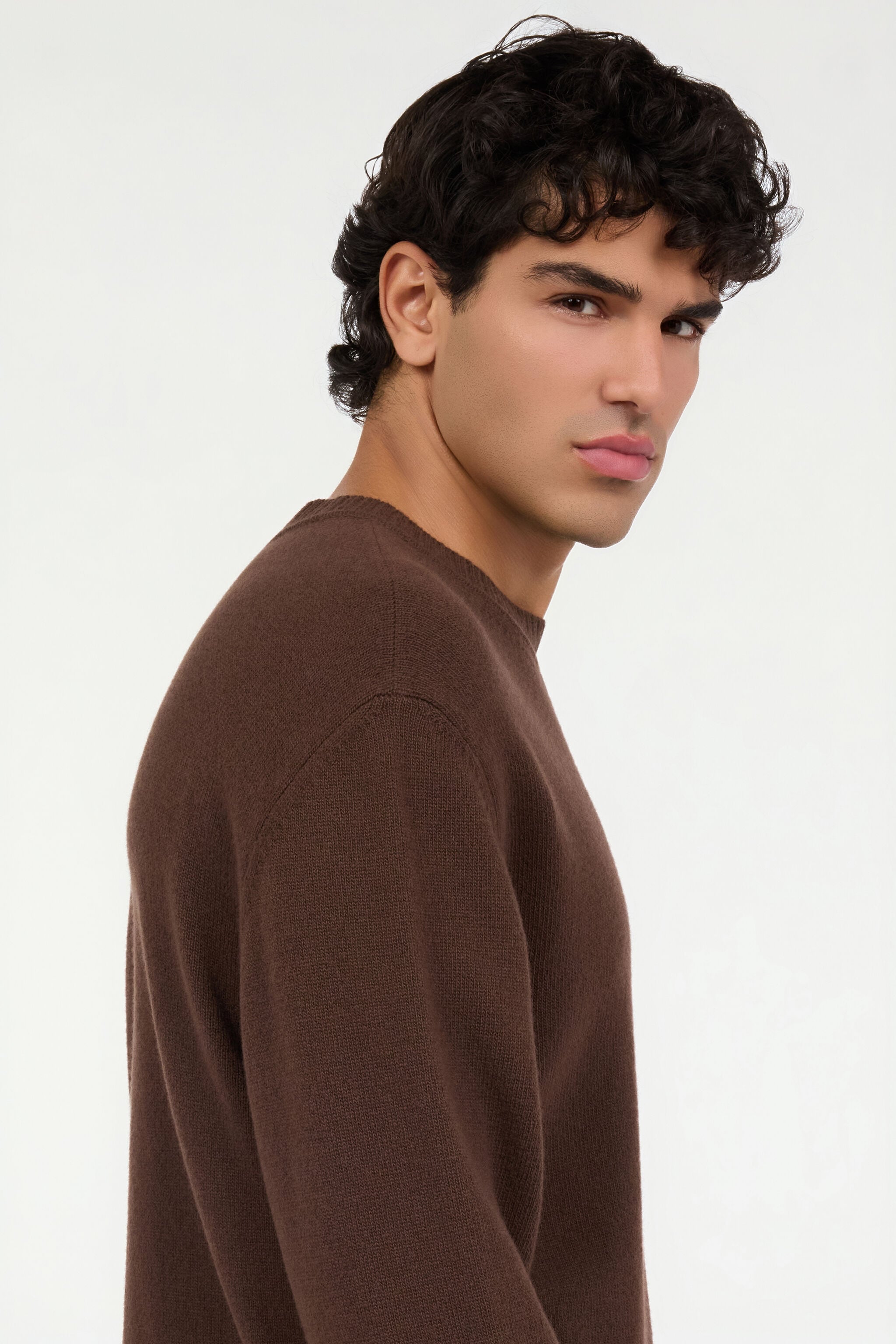 RC Chocolate sweater with RC monogram RC Chocolate sweater with RC monogram CHOCOLATE VRM607-MQ016