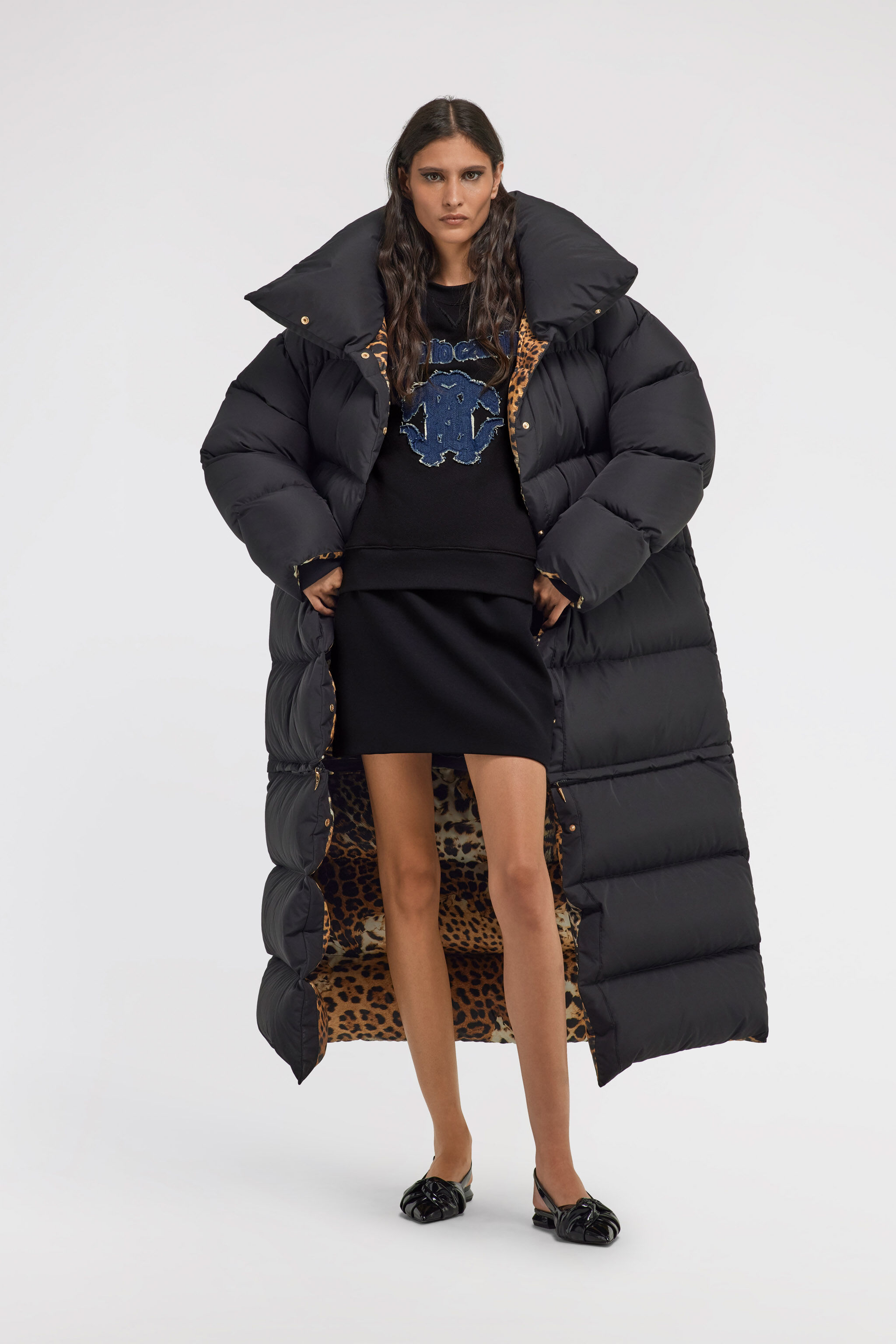 Black Sweatshirt With Denim Logo in Black for Women | Roberto Cavalli®