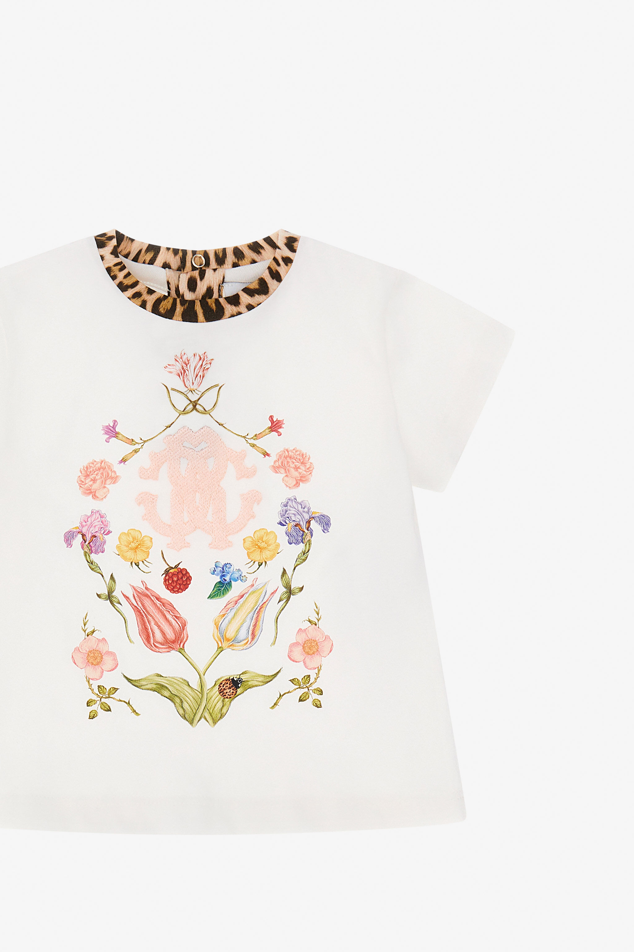 JU Floral Fantasy Tee with Leopard Accent JU Floral Fantasy Tee with Leopard Accent White TJT602-JD001