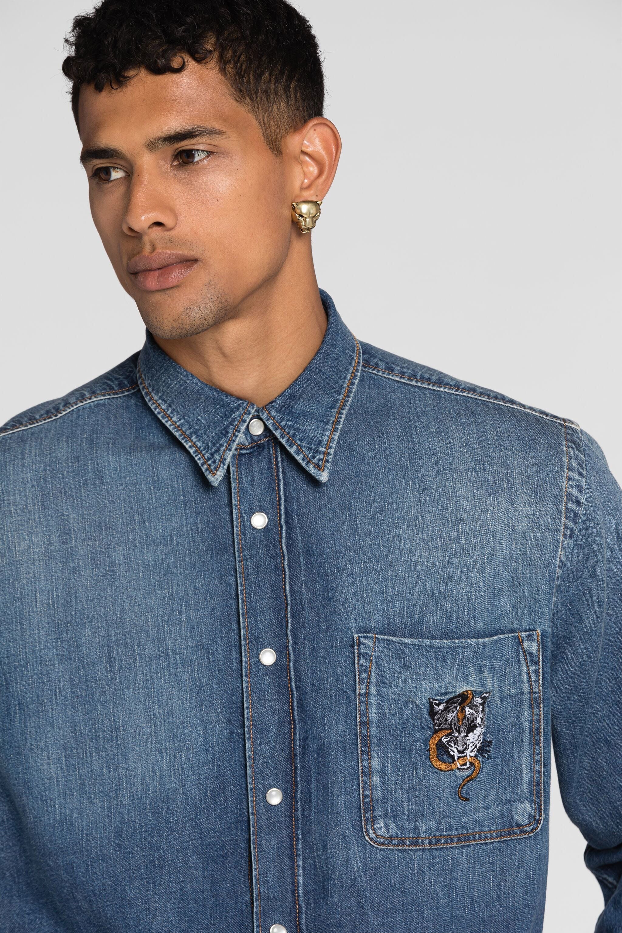 RC Serpentine Jaguar-Embroidered Denim Shirt RC Serpentine Jaguar-Embroidered Denim Shirt Dark blue PRJ766-DL001