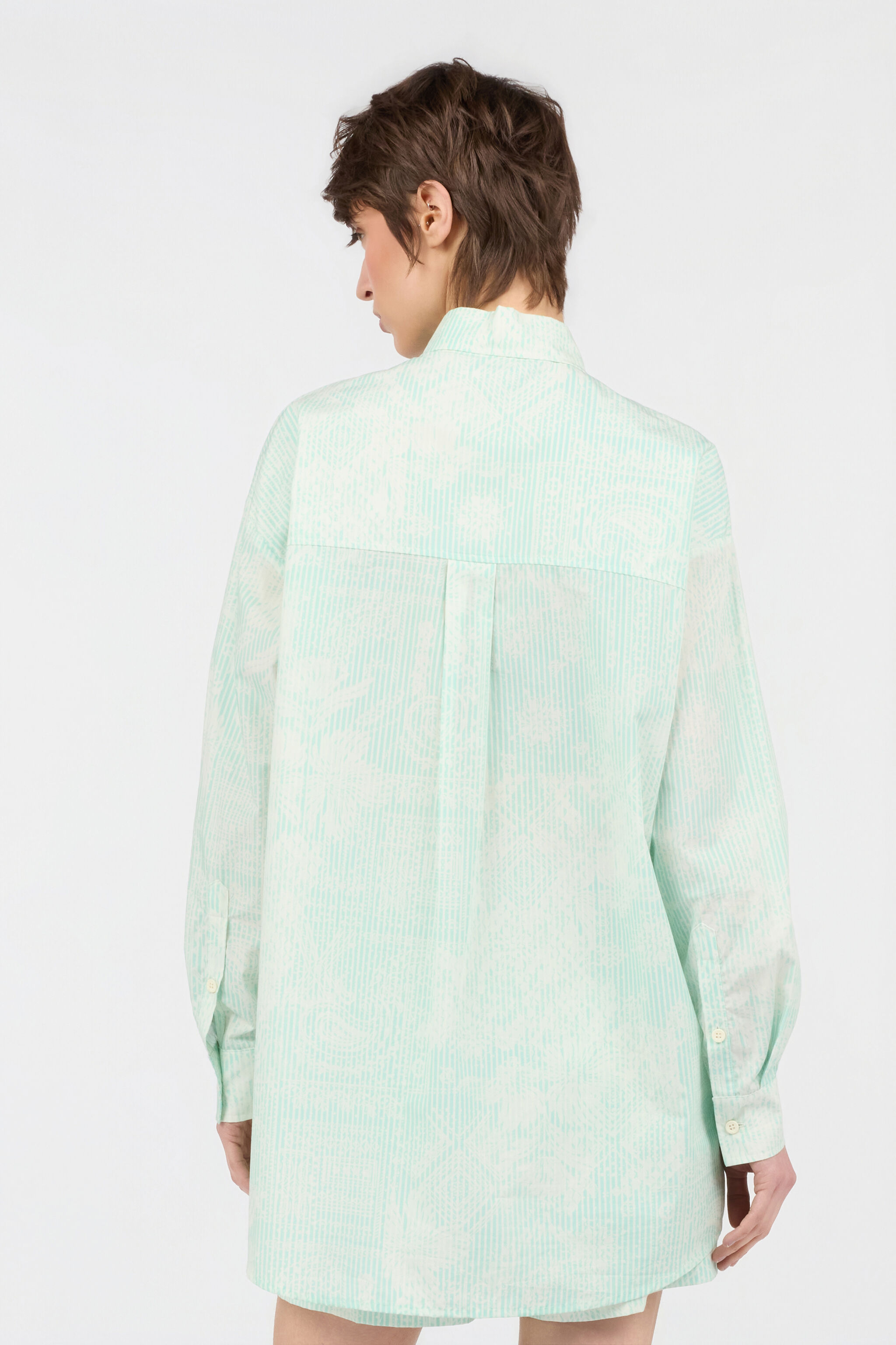 JC Shirt in Cotton with Embroidered Detail JC Shirt in Cotton with Embroidered Detail GINEPRO WFT241-WF639