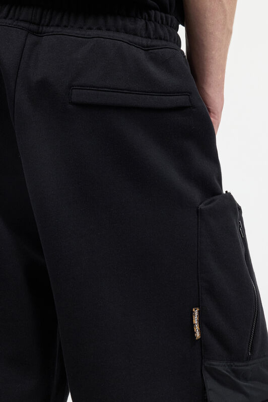 JC Pantalones Cortos Con Maxibolsillos Y Logotipo JC Pantalones Cortos Con Maxibolsillos Y Logotipo Negro UFT008-UF028
