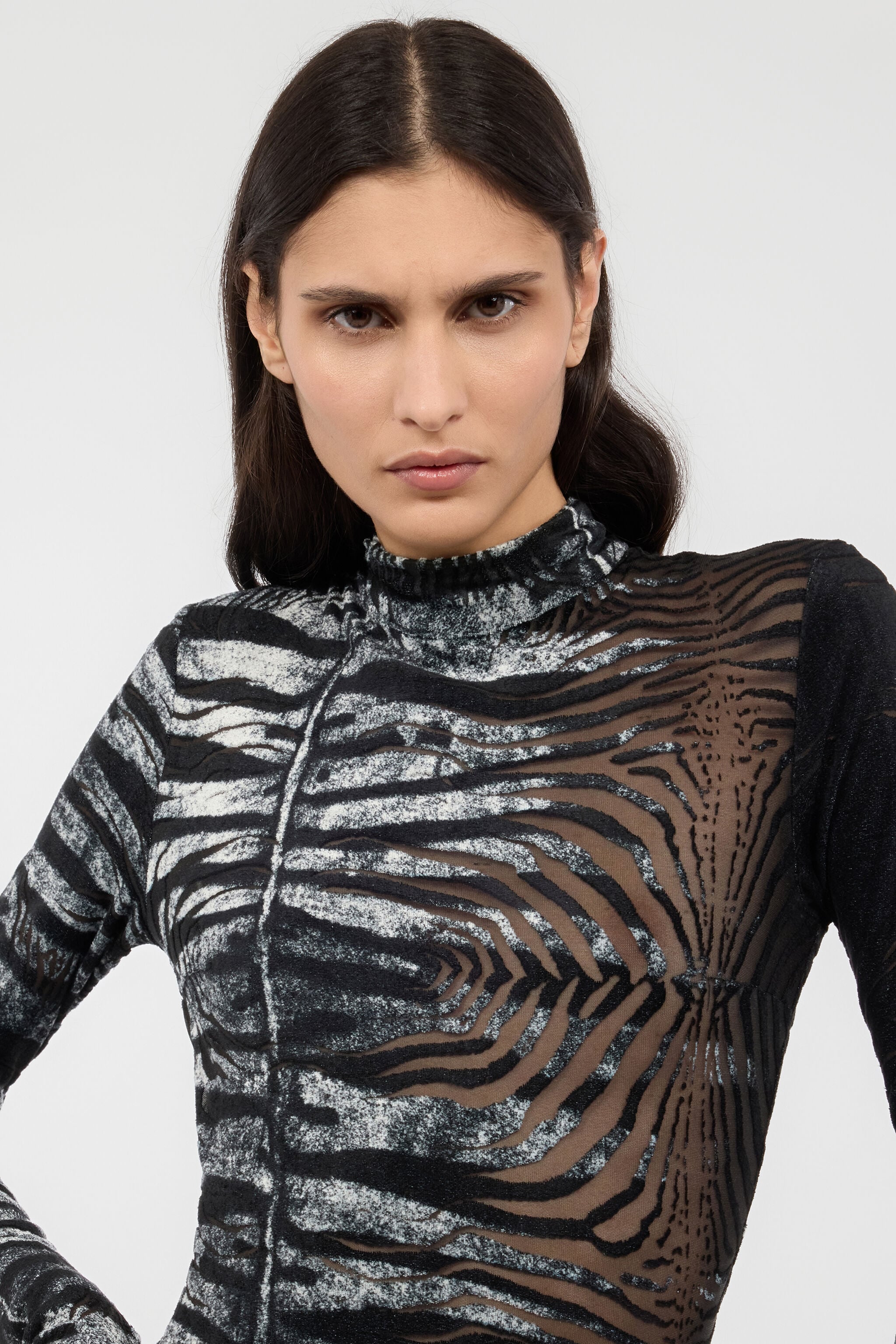 RC Long See-Through Dress With Zebra Pattern RC Long See-Through Dress With Zebra Pattern Black/White UKT144-CPN50