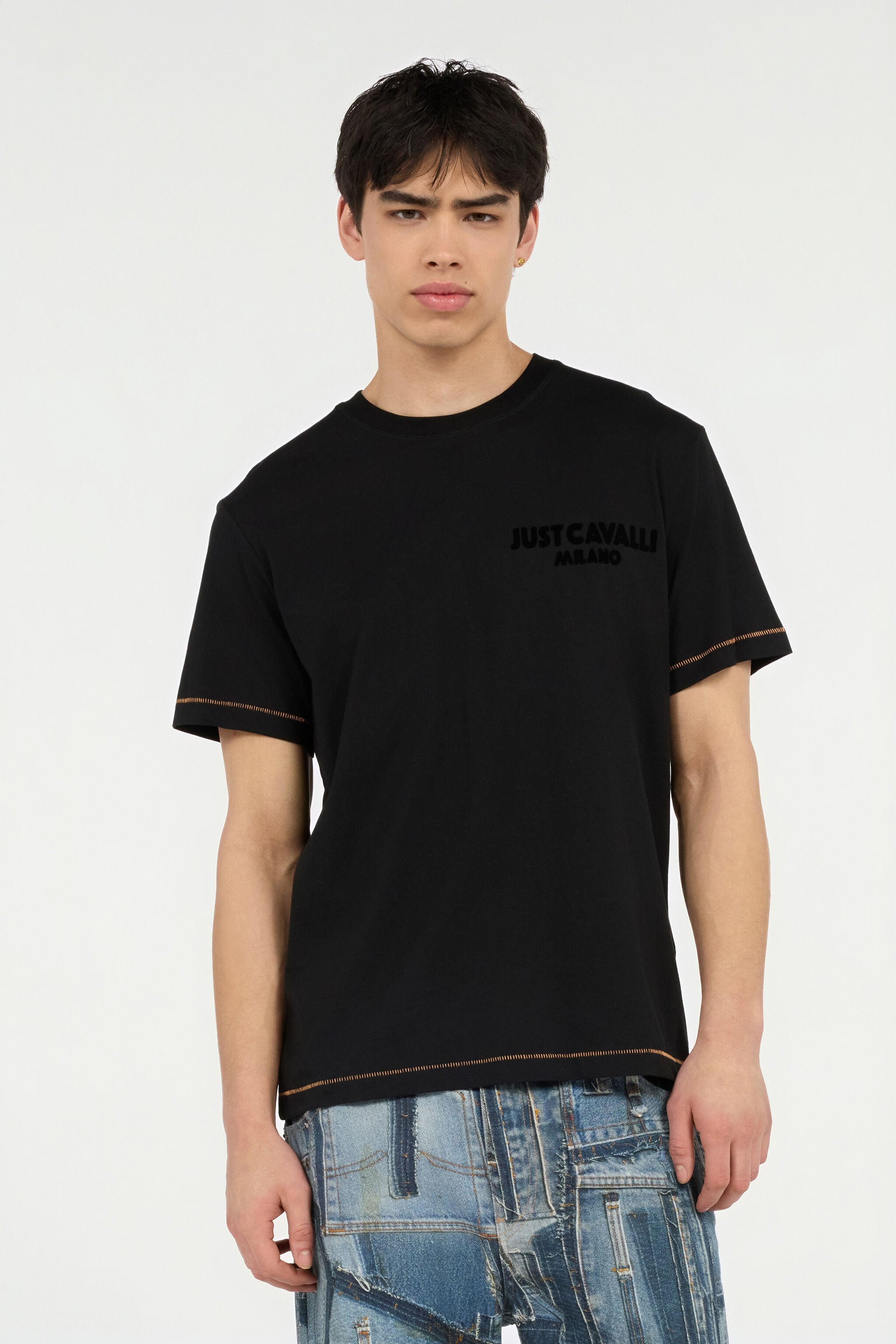 JC T-Shirt With JC Monogram And Contrasting Topstitching JC T-Shirt With JC Monogram And Contrasting Topstitching BLACK UFT037-UF057