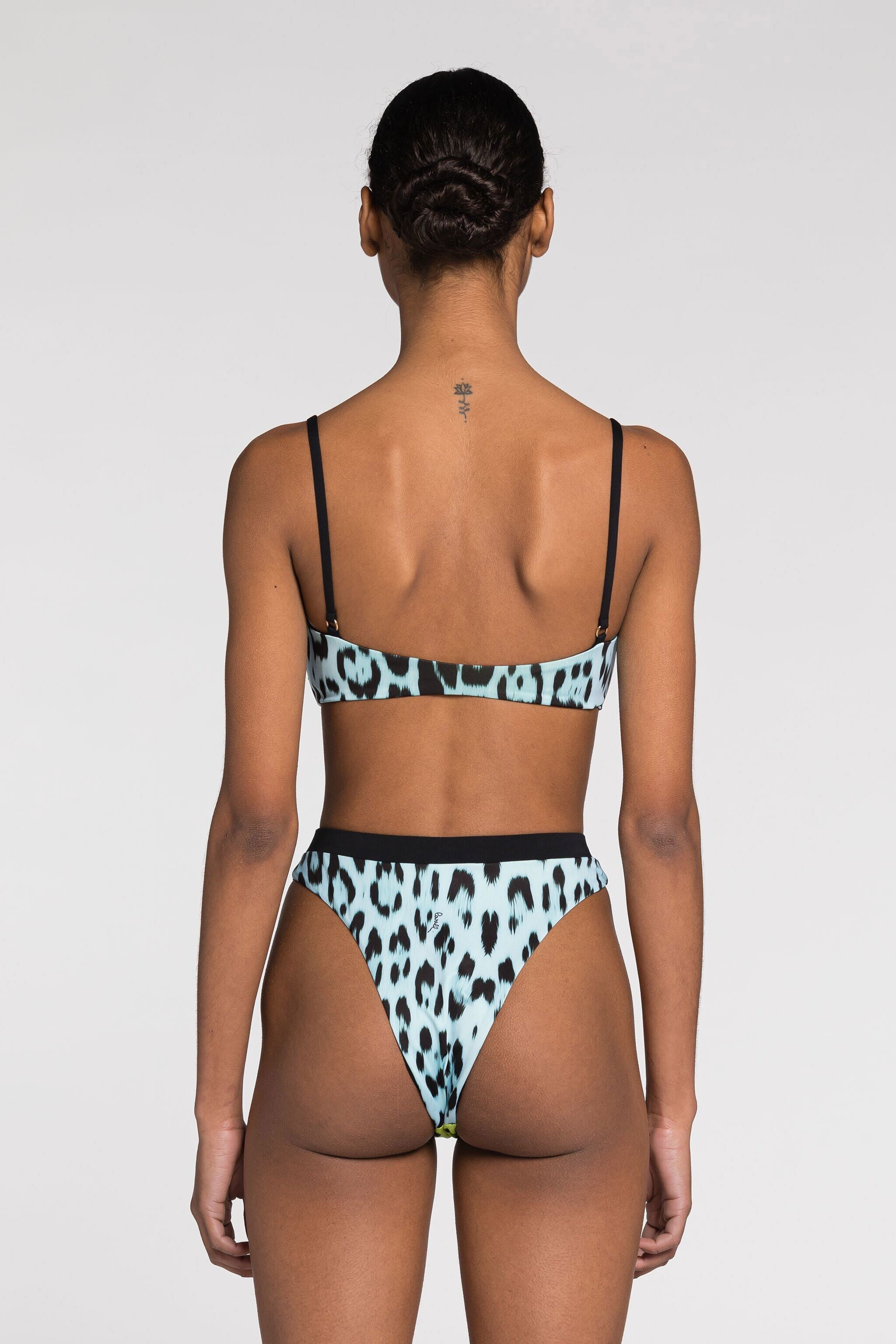 RC Slip bikini con stampa Jaguar RC Slip bikini con stampa Jaguar Verde chiaro QKW00J-LNF53