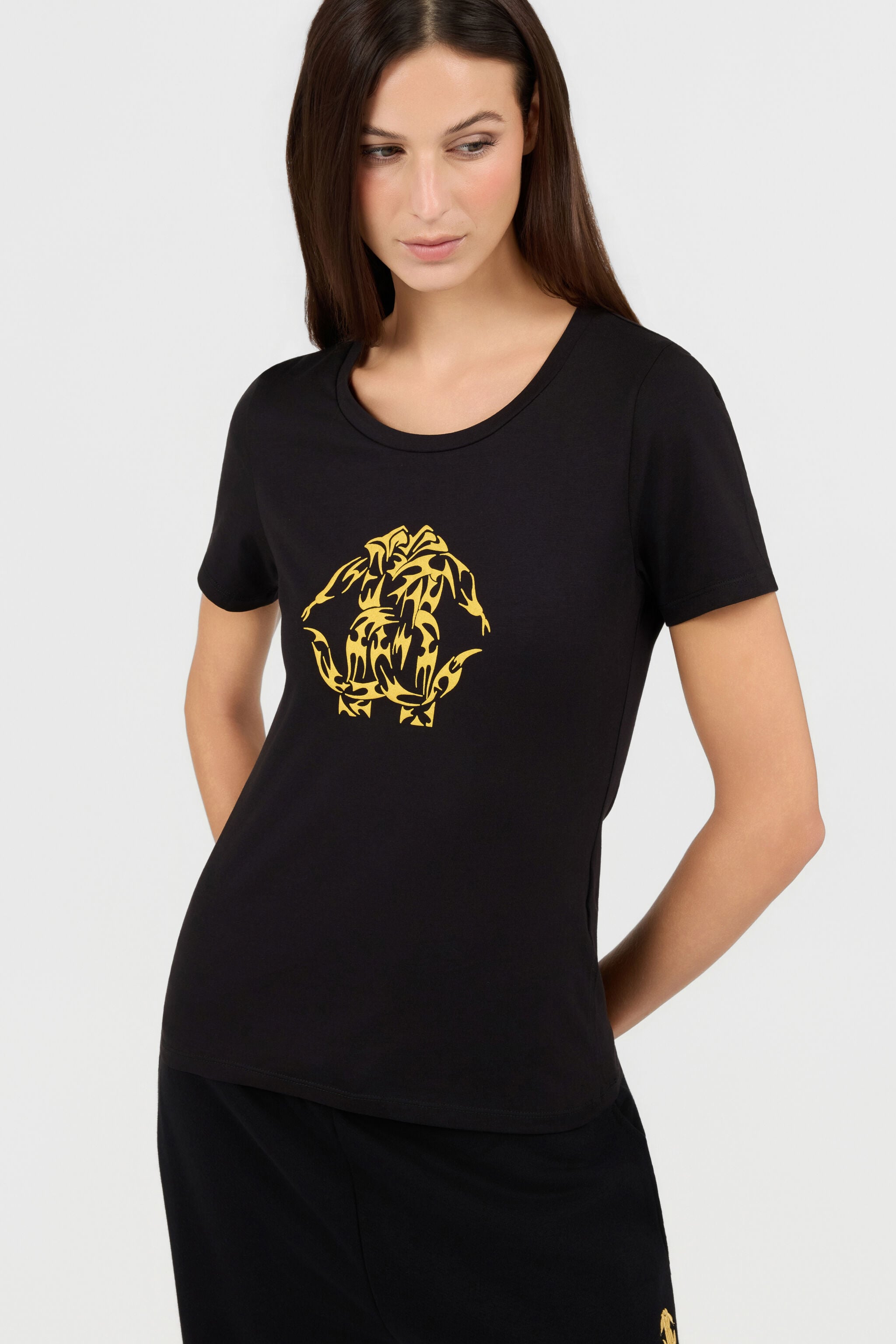 RC Schwarzes Slim-Fit T-Shirt RC Schwarzes Slim-Fit T-Shirt BLACK TOT60A-JD003
