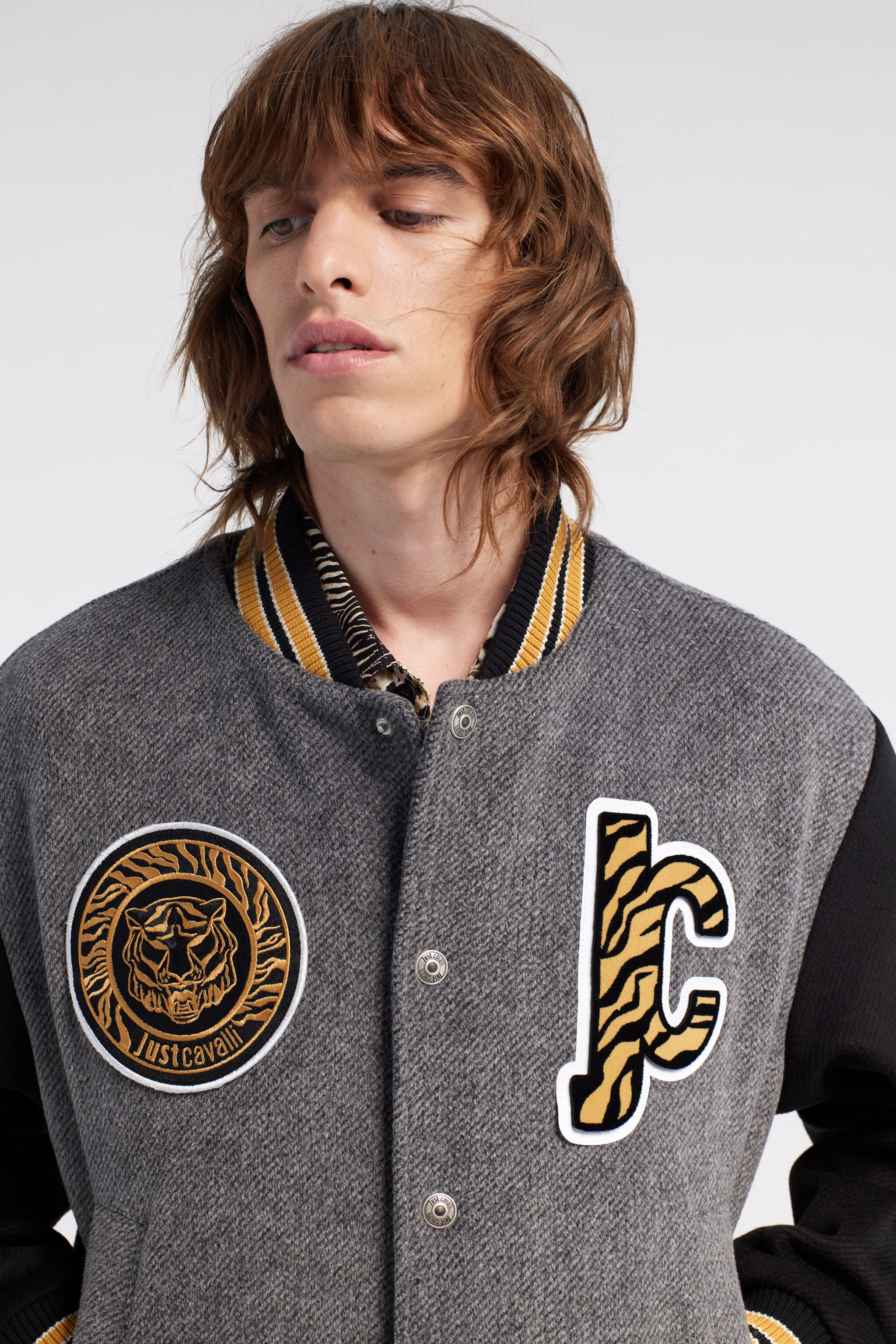 JC Just Cavalli Logo Bomber JC Just Cavalli Logo Bomber Grau RRT021-RR283