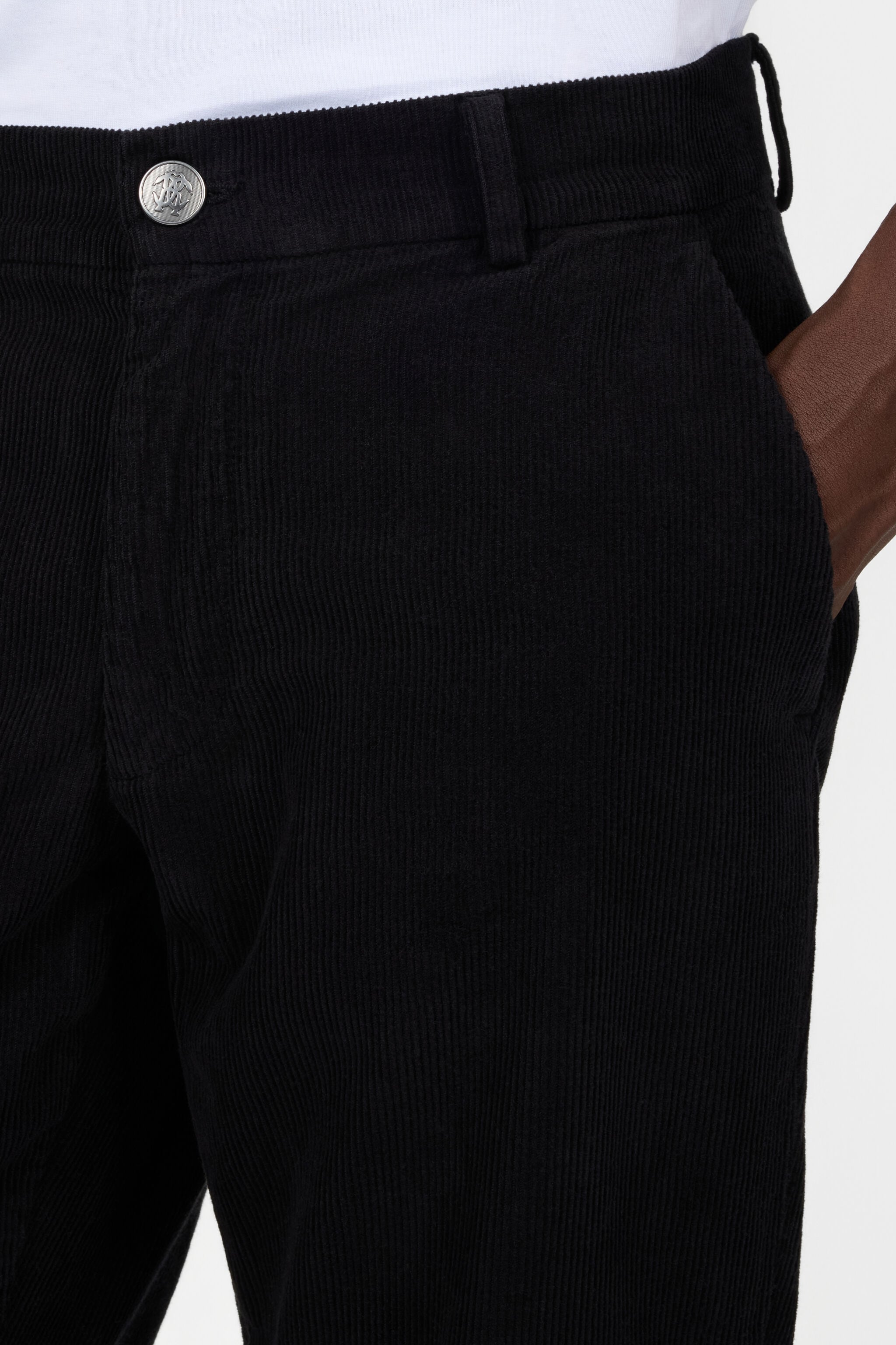 RC Pantalones de pana negro de pernera recta RC Pantalones de pana negro de pernera recta BLACK TOT20E-VL004
