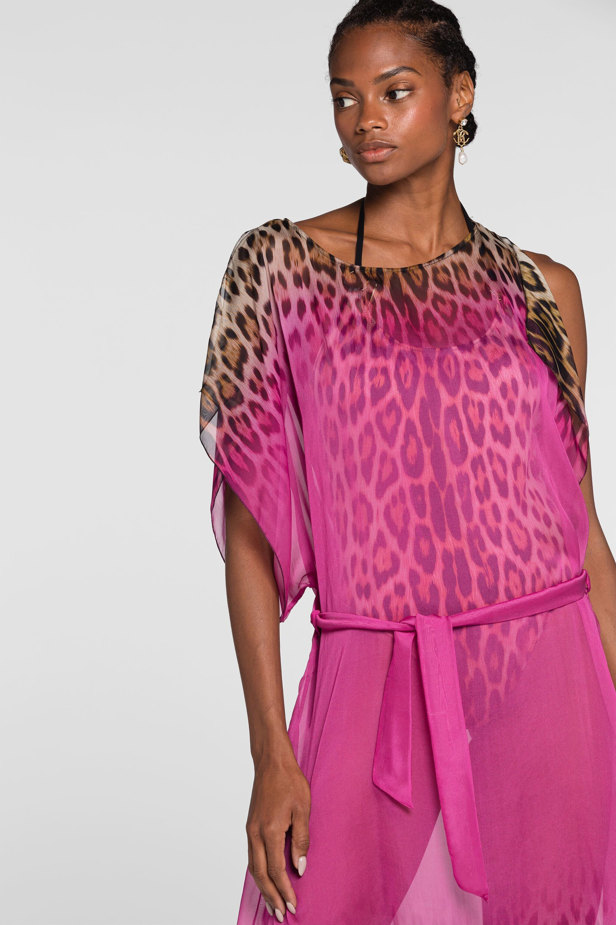 RC Kaftan-Kleid aus Seide mit Jaguar-Print RC Kaftan-Kleid aus Seide mit Jaguar-Print CARDINALE QKW00P-2NF49