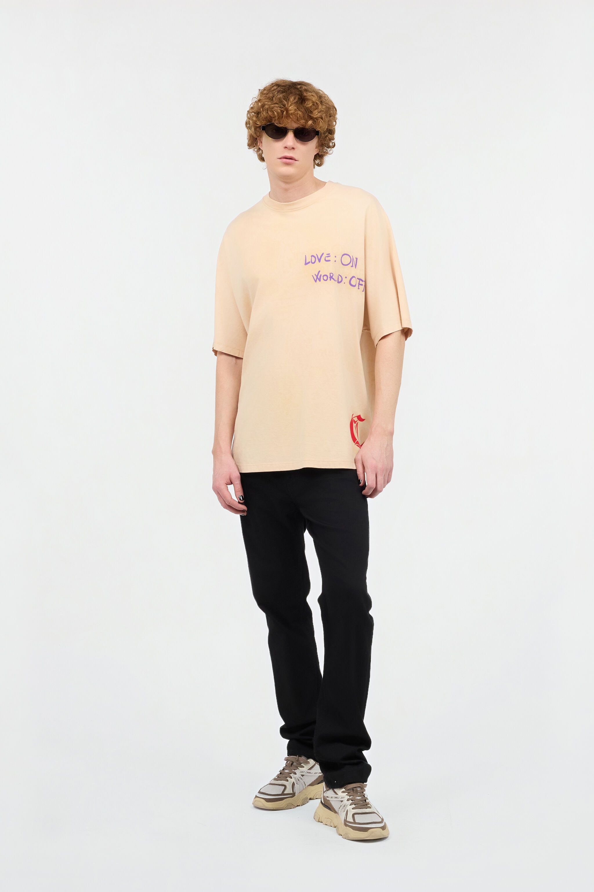 JC T-Shirt With Maxi-Print On The Back JC T-Shirt With Maxi-Print On The Back Light Brown UFT112-UF166