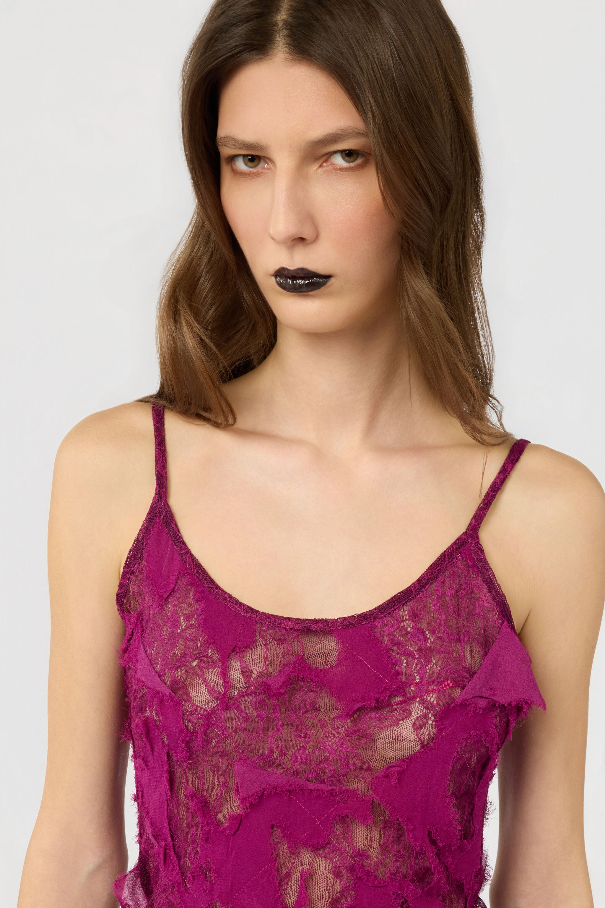 RC Top with Destroyed-Effect Lace RC Top with Destroyed-Effect Lace CYCLAMEN XWT605-GG010