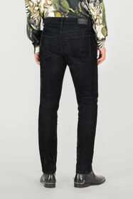 RC Straight-fit Jeans Black TRJ200-FN201