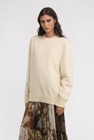 RC Round neck Sweater Ivory TKM621-MQ001