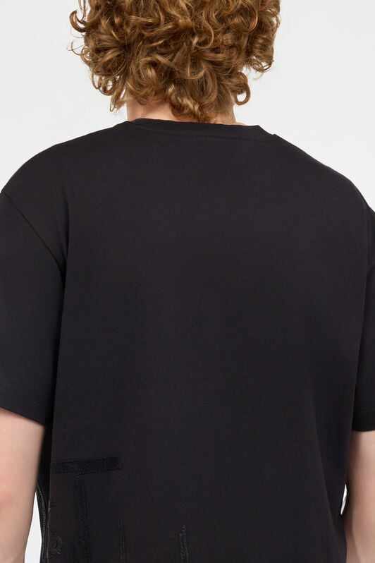 JC T-Shirt With Logo On The Side JC T-Shirt With Logo On The Side Black UFT054-UF074