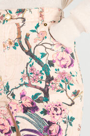 RC Jeans With Oriental Bird Print RC Jeans With Oriental Bird Print Ivory/Pink VKJ207-DAP76