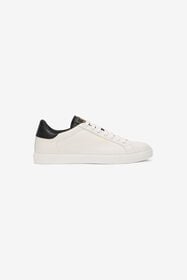 RC White Low Top Sneakers WHITE/BLACK SOS00A-PZ598