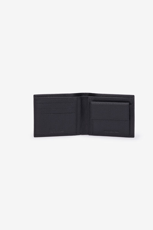 JC Black Leather Bifold Wallet with Logo JC Black Leather Bifold Wallet with Logo BLACK VFP010-VF566
