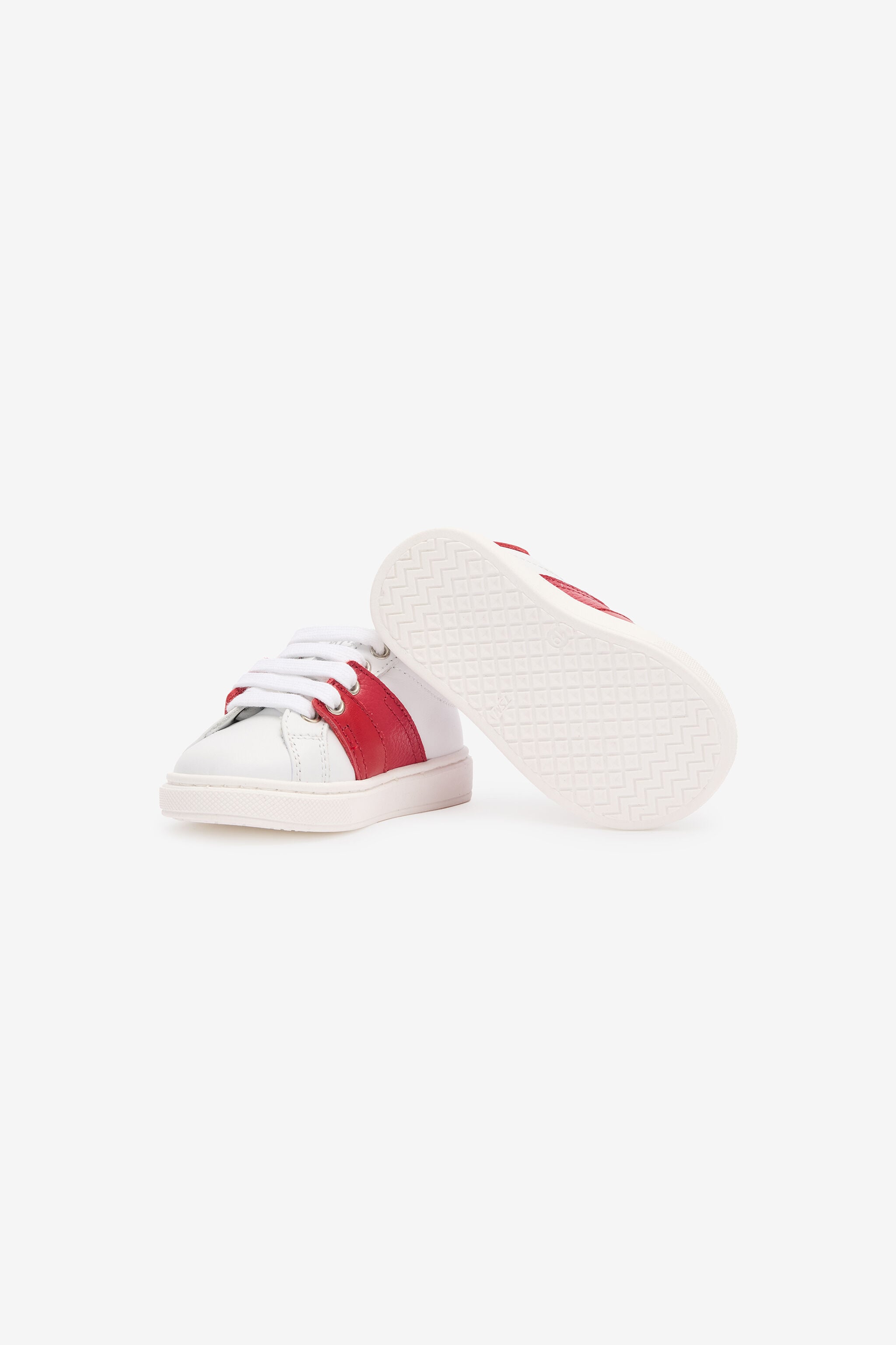 JU Color-Block Lace-Up Sneakers JU Color-Block Lace-Up Sneakers WHITE/RED TJS00Z-PZJ02